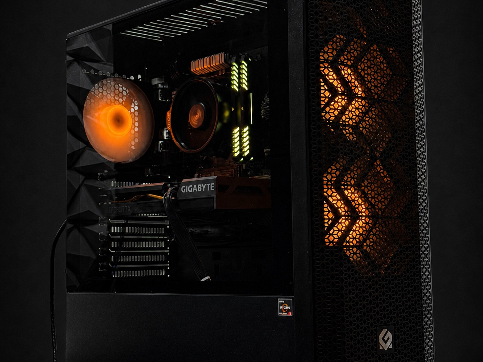 1440P/1080P gaming pc / RTX 3060 / Ryzen 5 5500 / 16GB Corsair Ram / 500GB Samsung 980 SSD