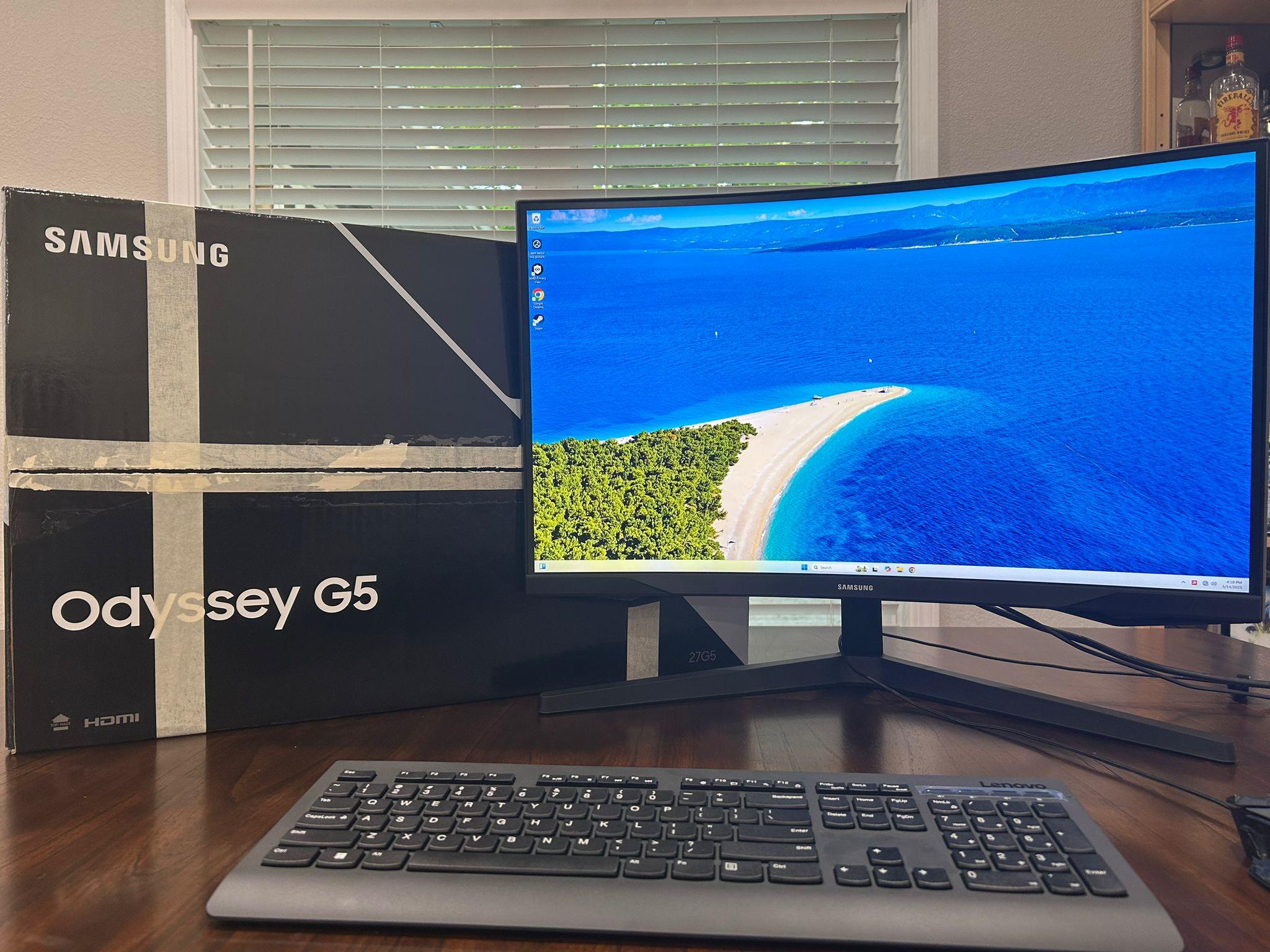 USED Samsung Odissey G5 27"
