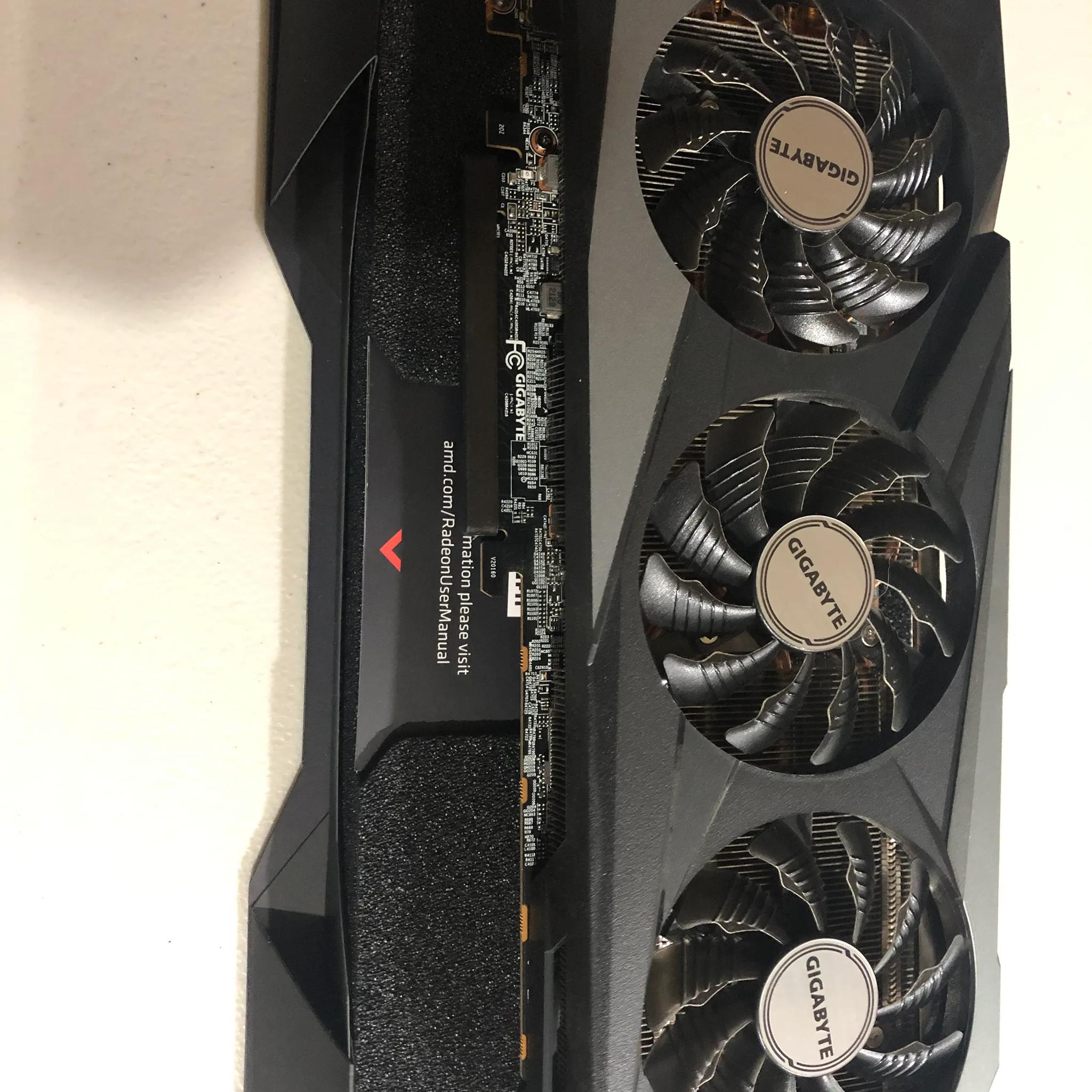 Gigabyte Radeon RX 6700 XT 12GB Gaming OC