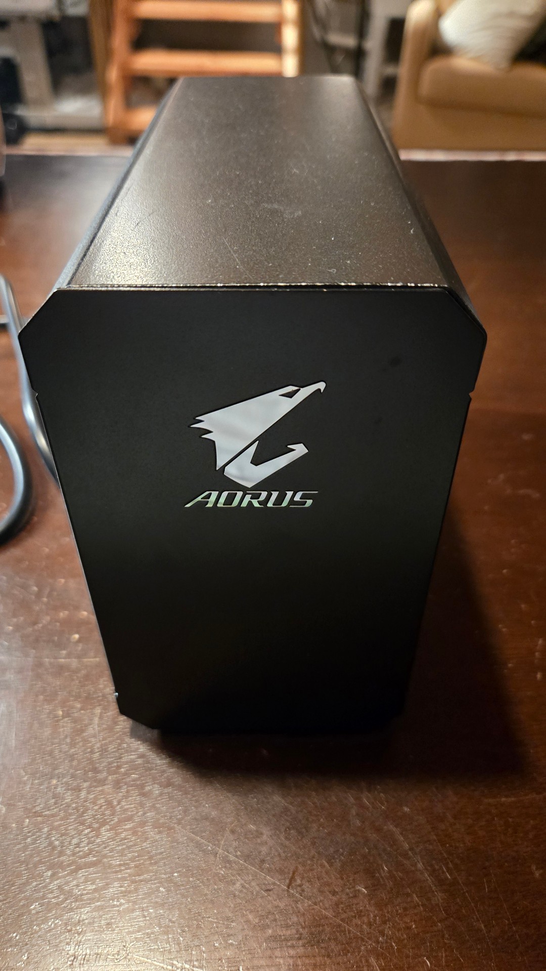 GIGABYTE AORUS Gaming Box 1080 eGPU | Jawa