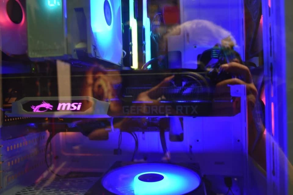 Gaming PC Intel I 5 9400 RAM 16 GB RGB GPU RTX 2070 8 gb 512 GB NVME 500 GB HHD+