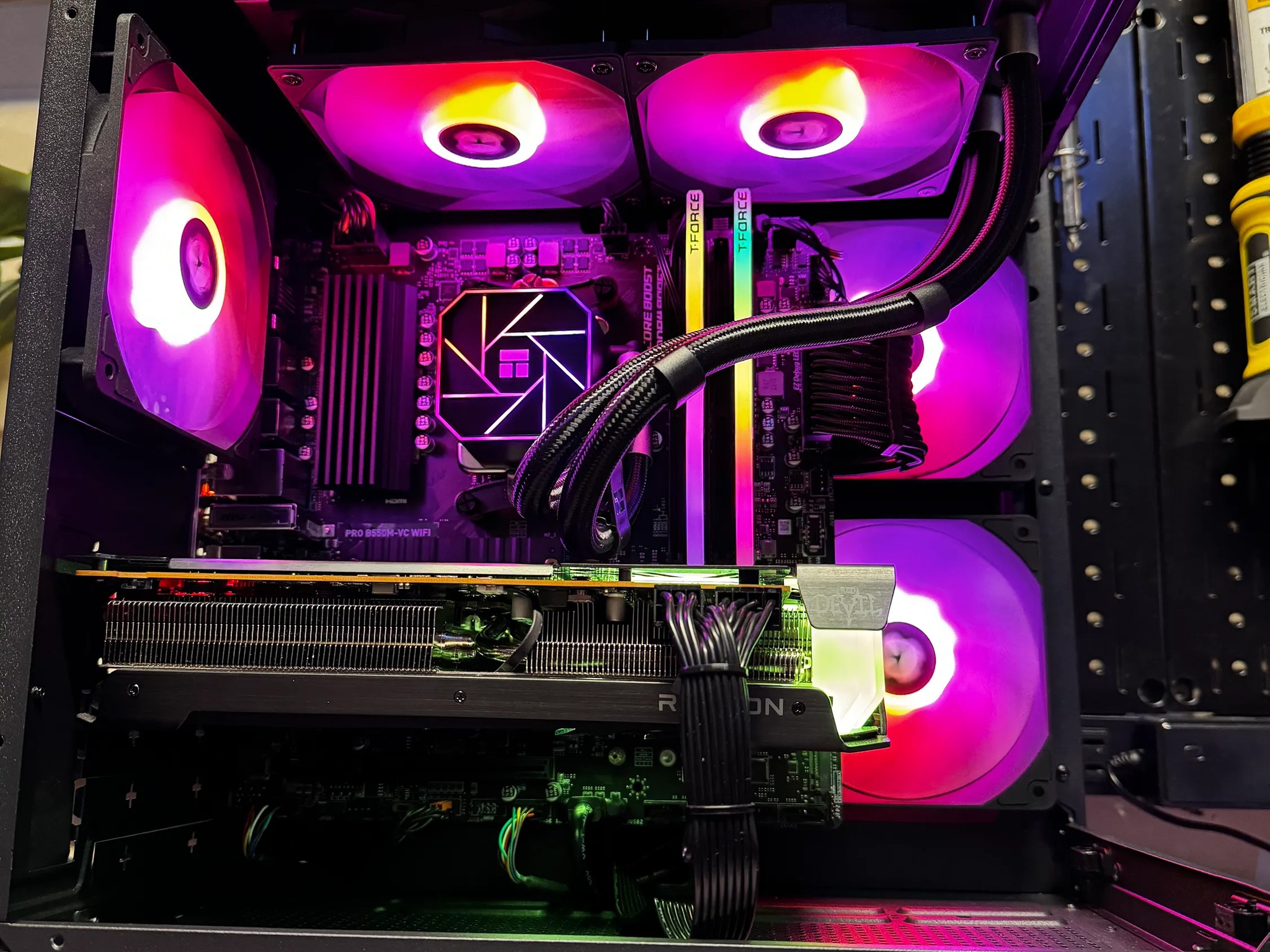 [Cupid] || Ryzen 5 5600 + RX 6600 XT 8G w/ 16GB of DDR4 RAM & 1TB M.2 NVMe SSD