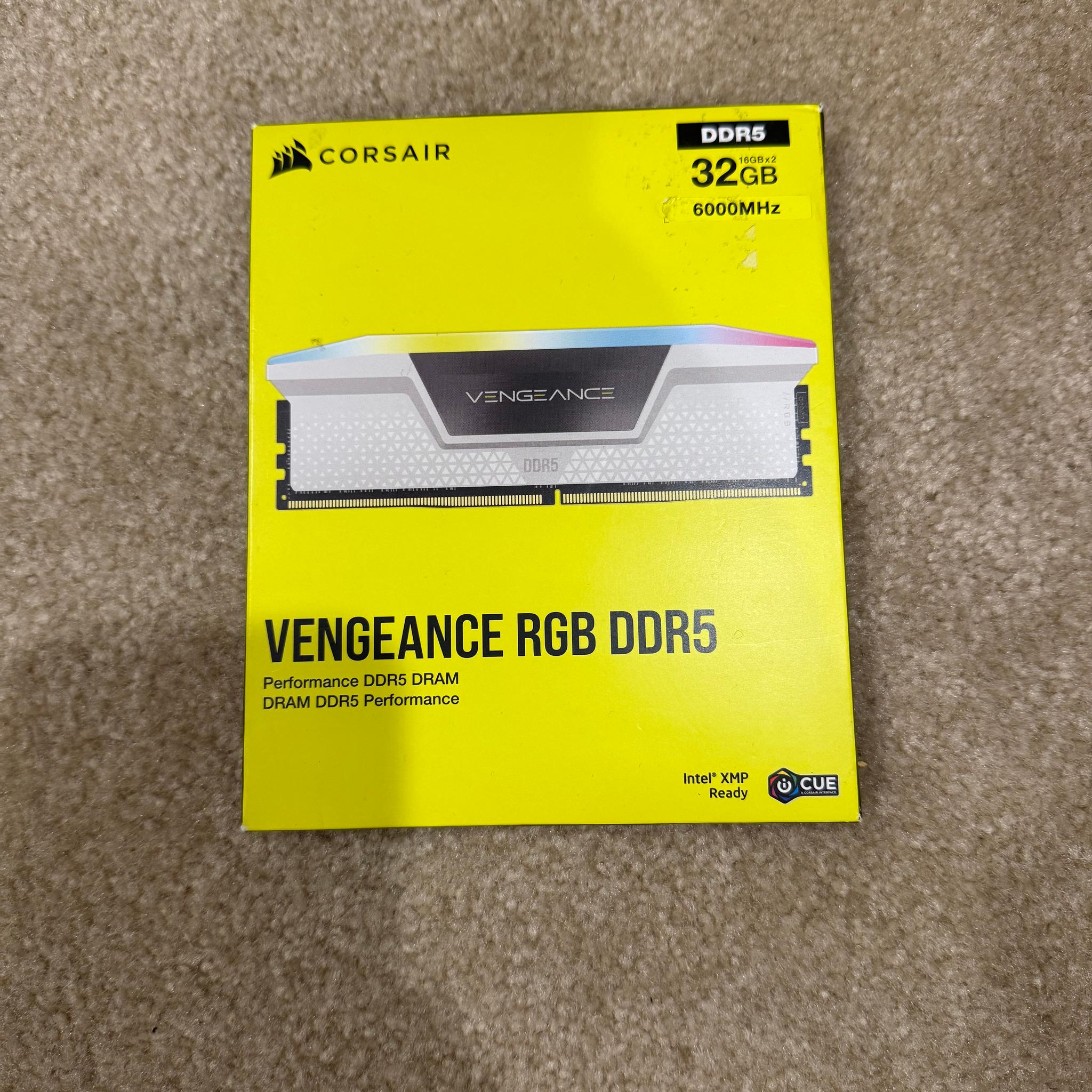 Corsair Vengeance RGB 32 GB (2 x 16 GB) 32GB DDR5-6000 (2x16GB)