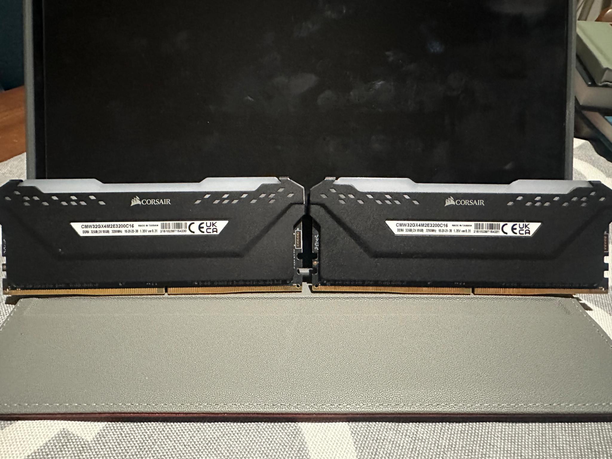 Corsair 2x16