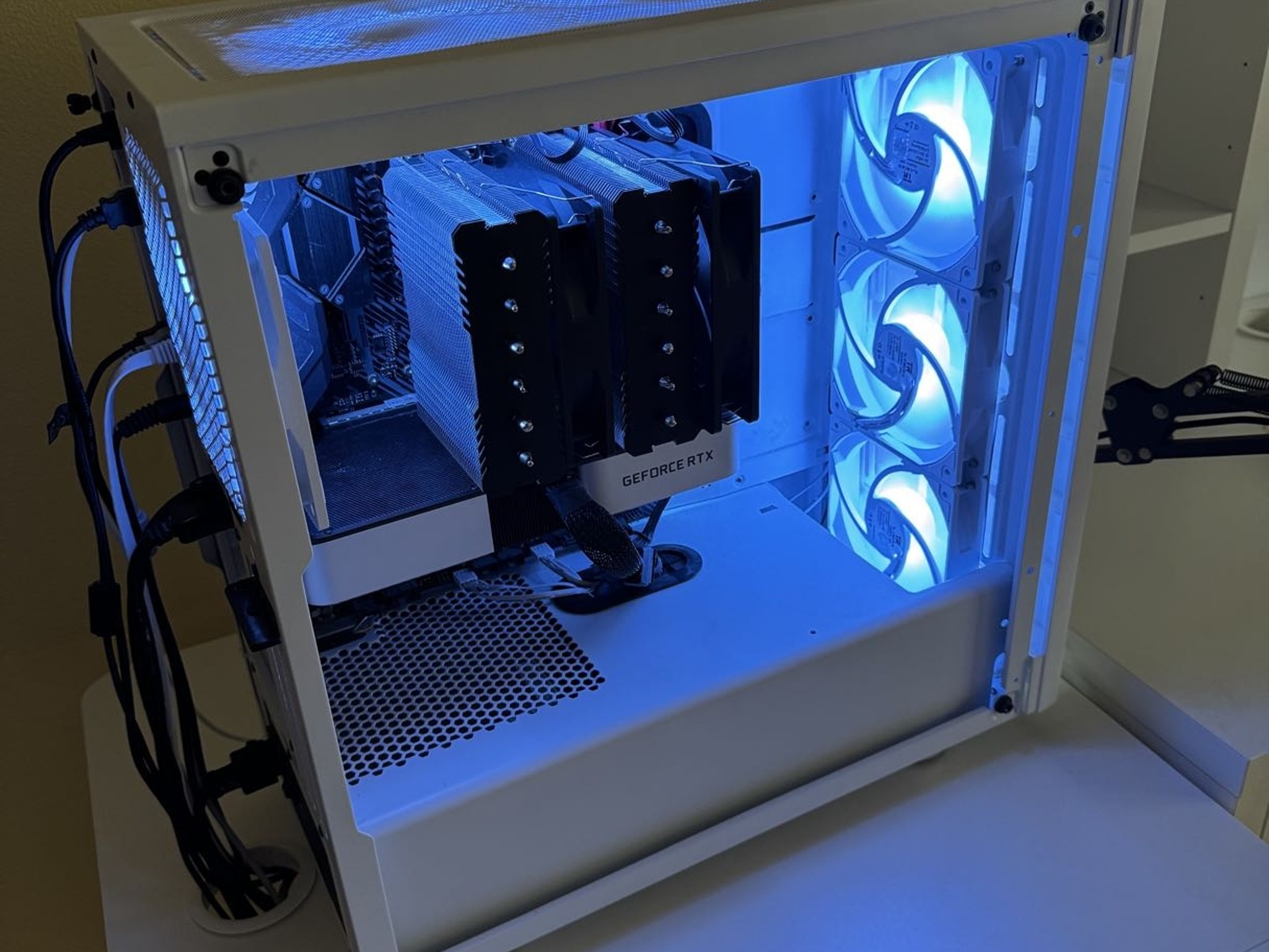 Gaming PC - RTX 3060 Ti + Ryzen 7 3700x, 32GB Ram