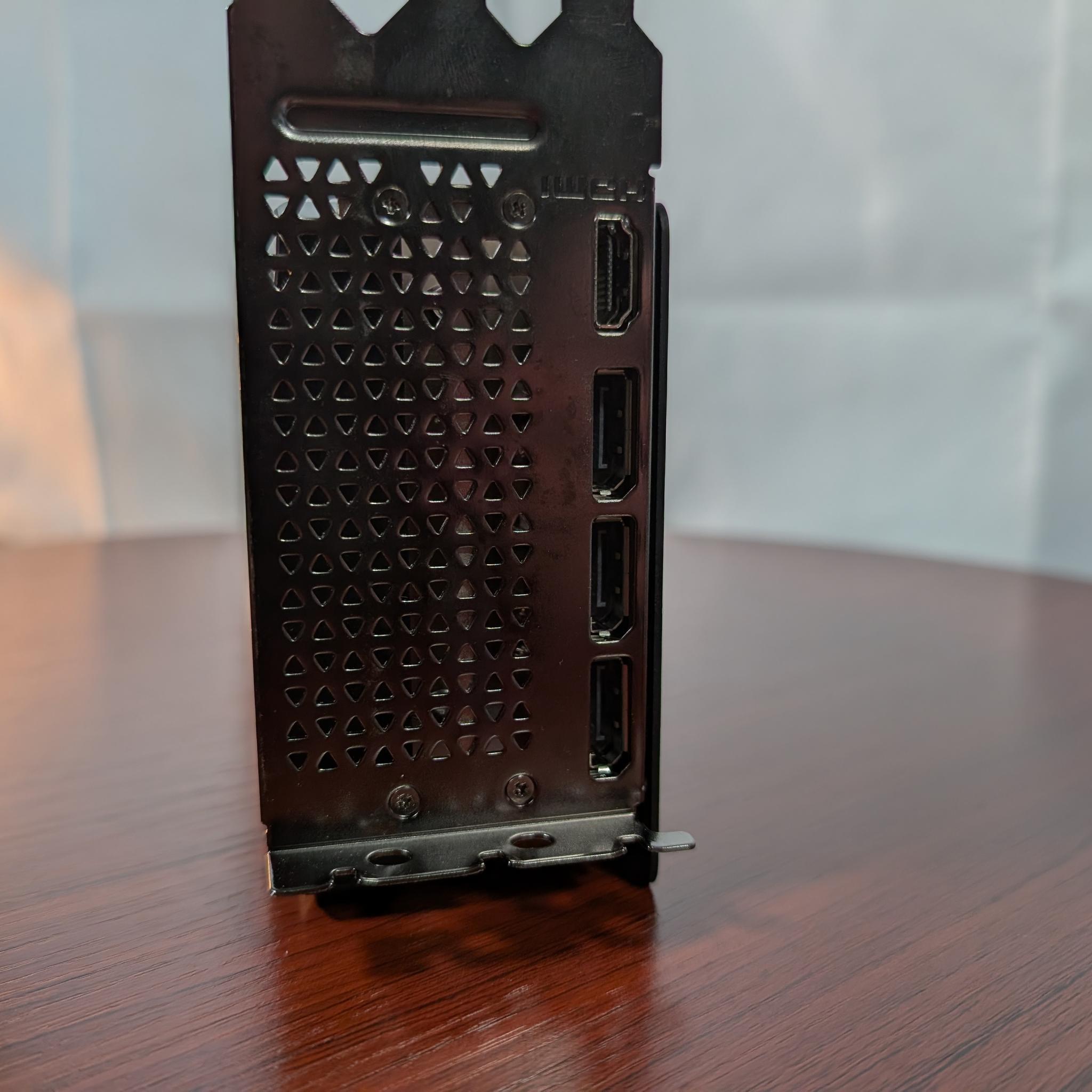 PNY GeForce RTX 5070 Ti ARGB EPIC-X RGB OC Triple Fan