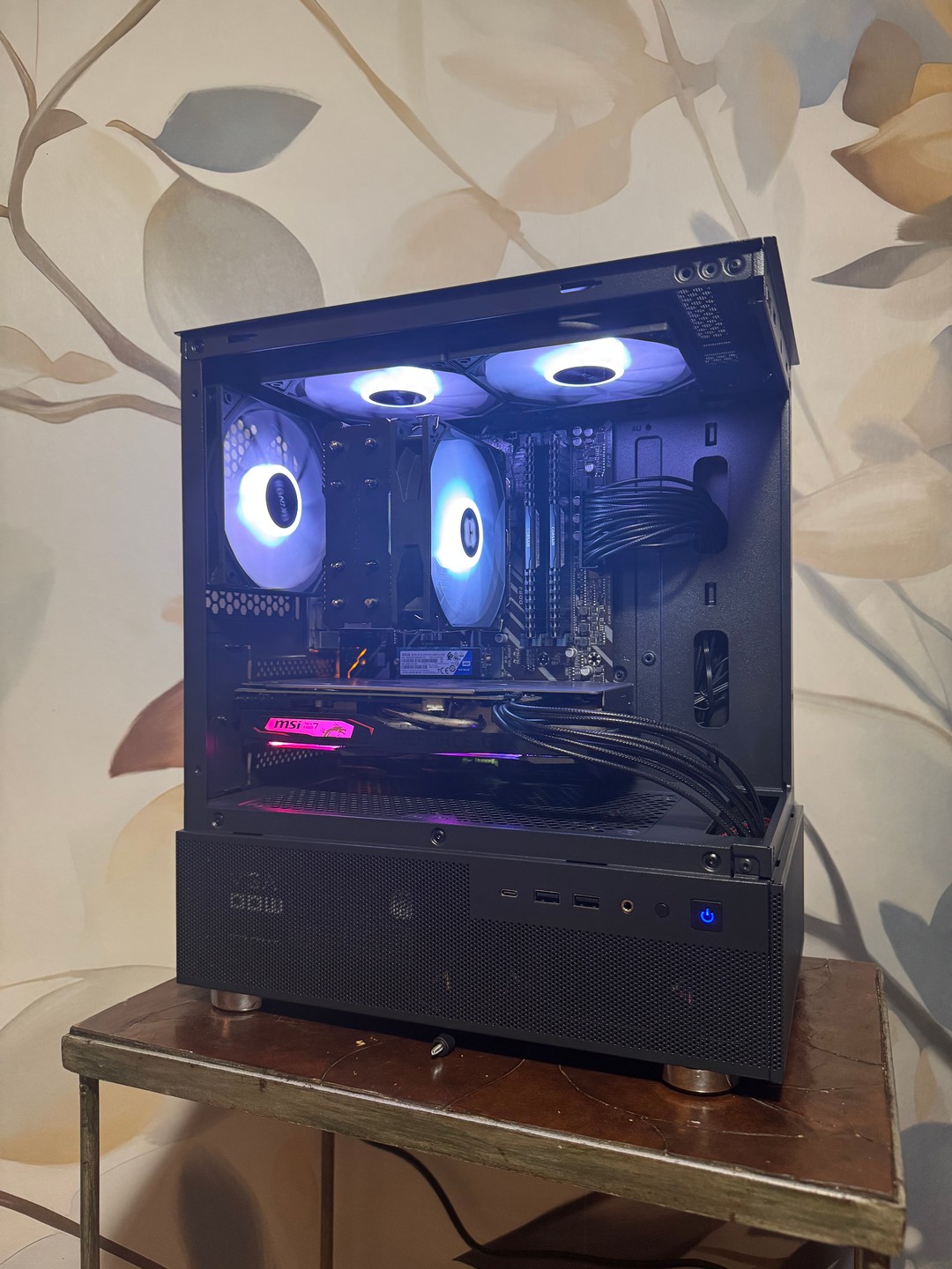 🌌 Aesthetic & Compact 1080p Gaming PC Ryzen 5 2600 | GTX 1660S