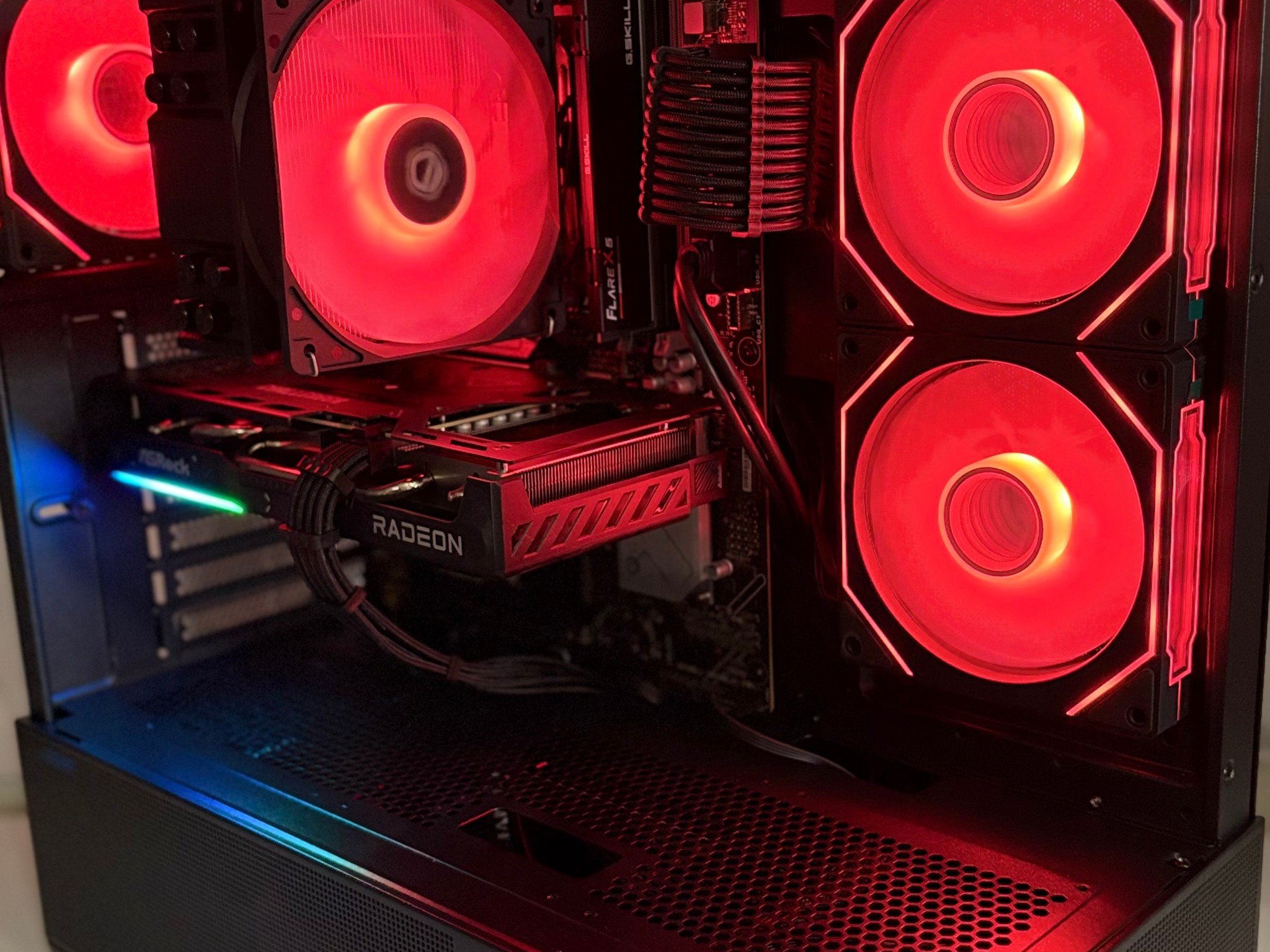 1440p Streaming/Gaming PC|RX 9060XT 16GB|Ryzen 5 7600x|1 TB M.2 SSD