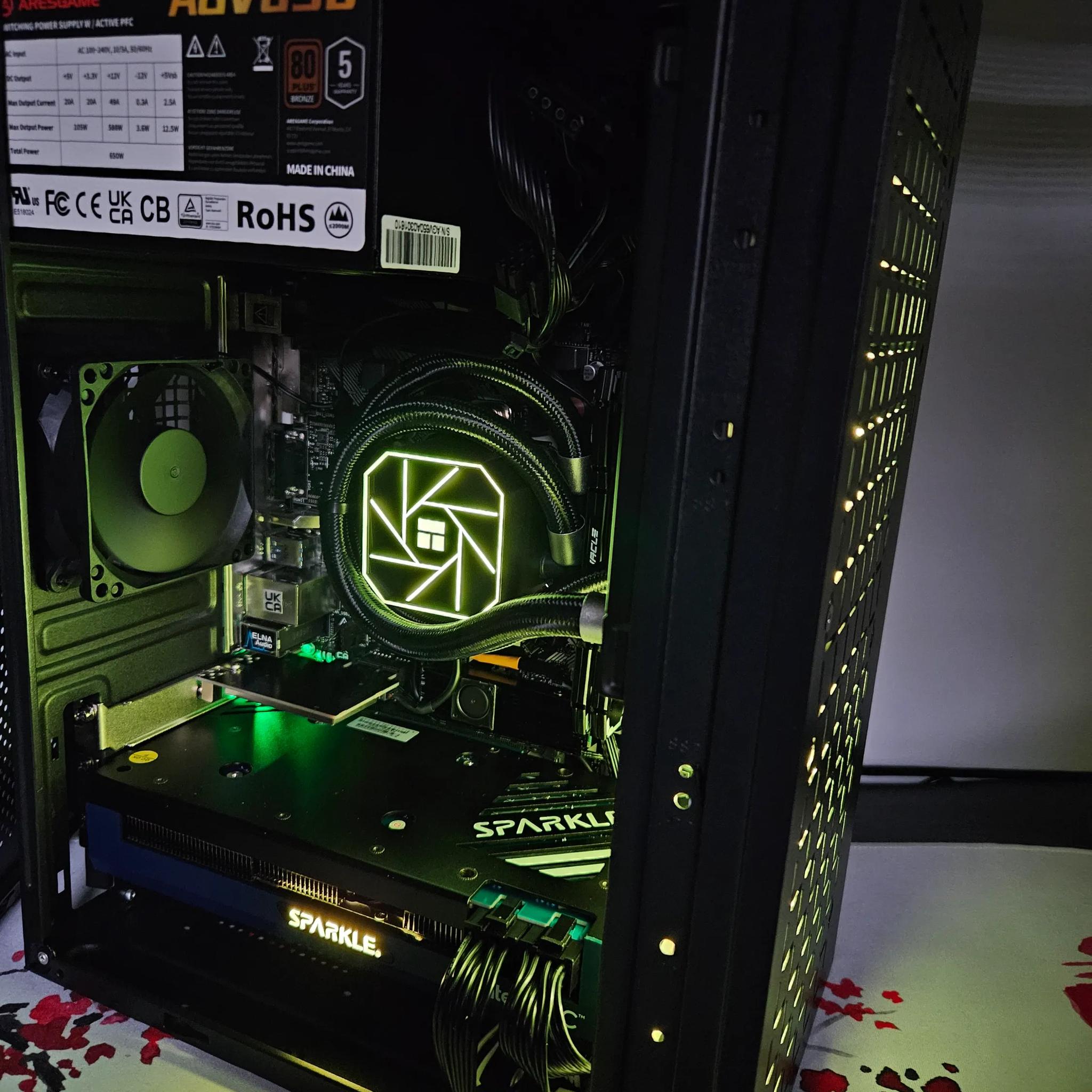 Liquid cooled Small Form Factor Ryzen 5 / 16GB DDR 4 / 512GB / GTX 1070