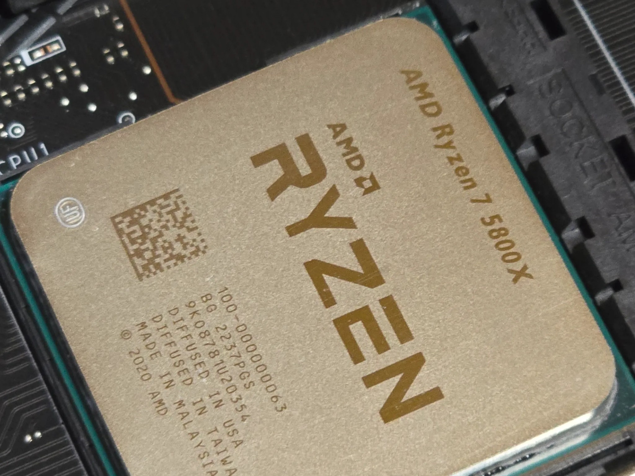 Ryzen 7 5800x MSI Carbon Motherboard 32gb Kingston Fury Ram