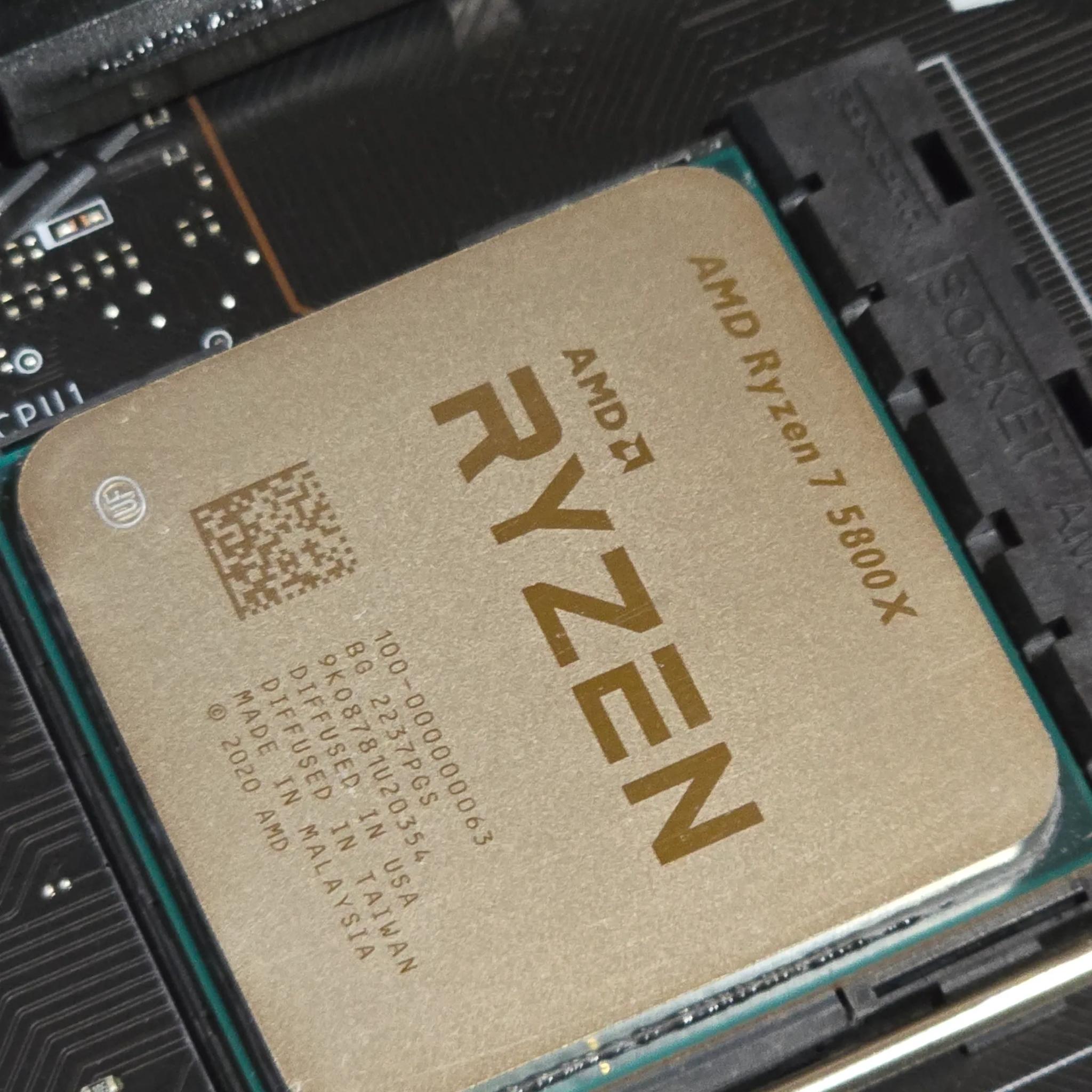 Ryzen 7 5800x MSI Carbon Motherboard 32gb Kingston Fury Ram