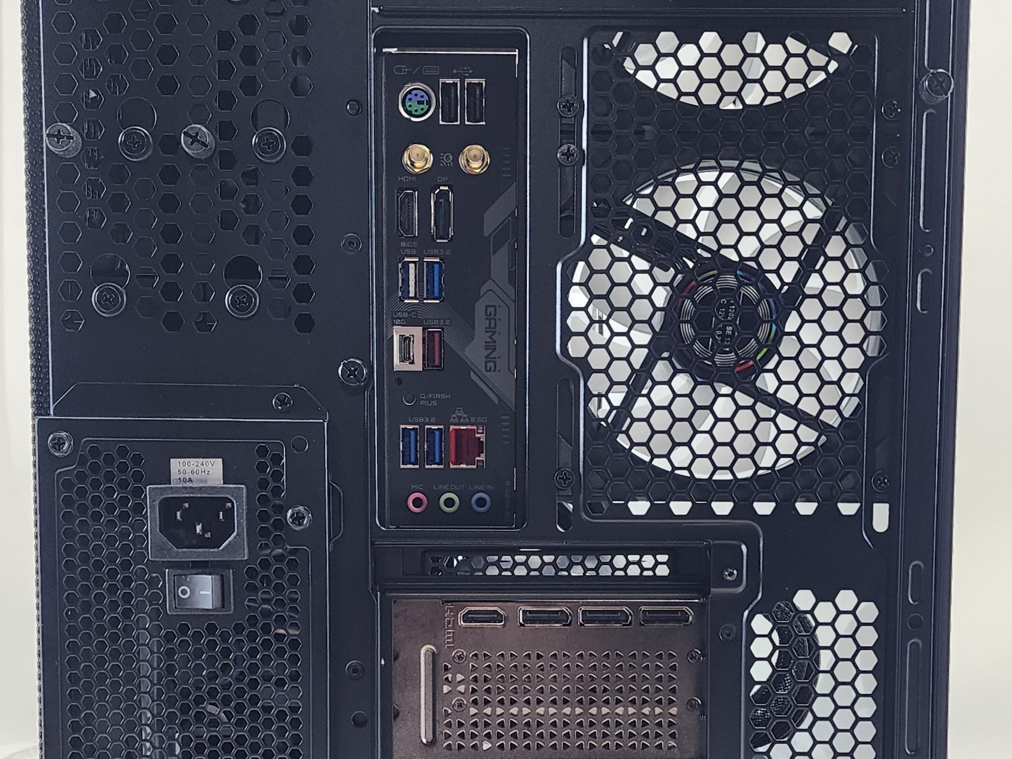 Gaming PC Ryzen 7 9700X 32GB RAM 1TB SSD RTX 4070 Ti SUPER 16GB Windows 11 Computer