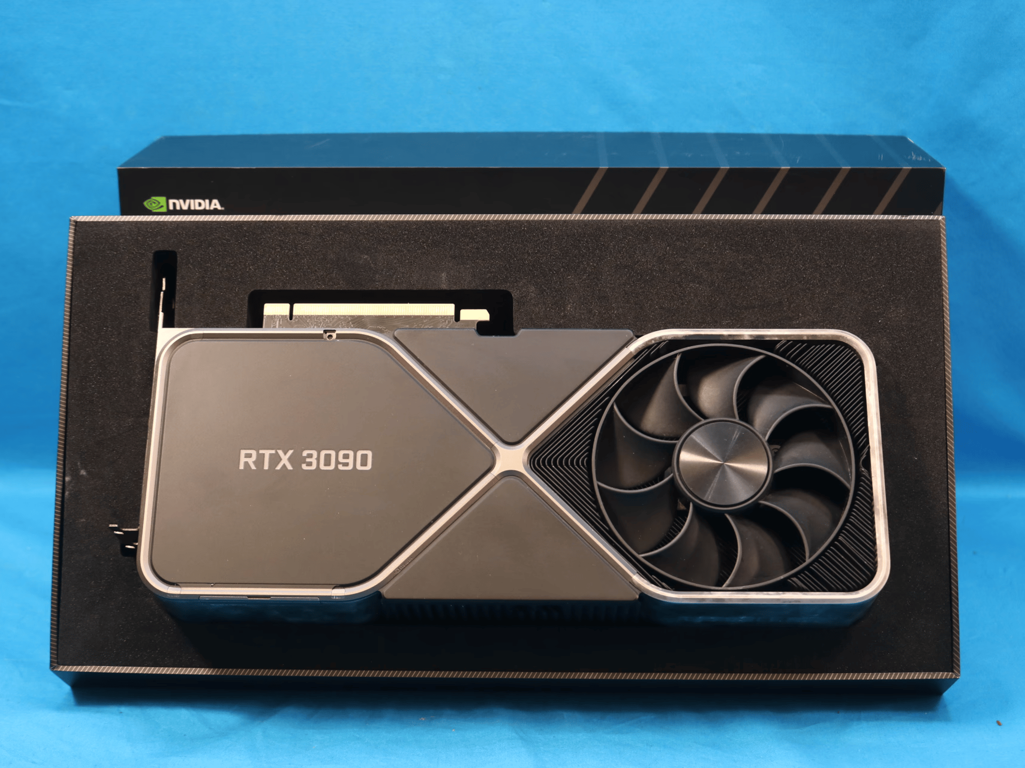 *Heavy Cosmetic Wear* NVIDIA GeForce RTX 3090 Founders Edition 24GB GDDR6X PCIe 4.0 Desktop GPU 