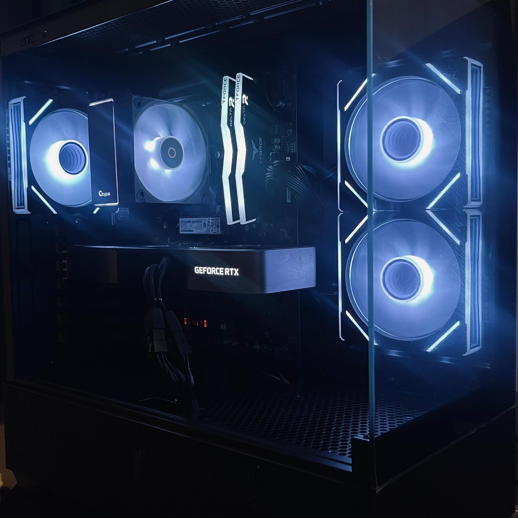 Pro Gaming PC |RTX 3080 // Ryzen 7 5700x3D // 32GB DDR4|