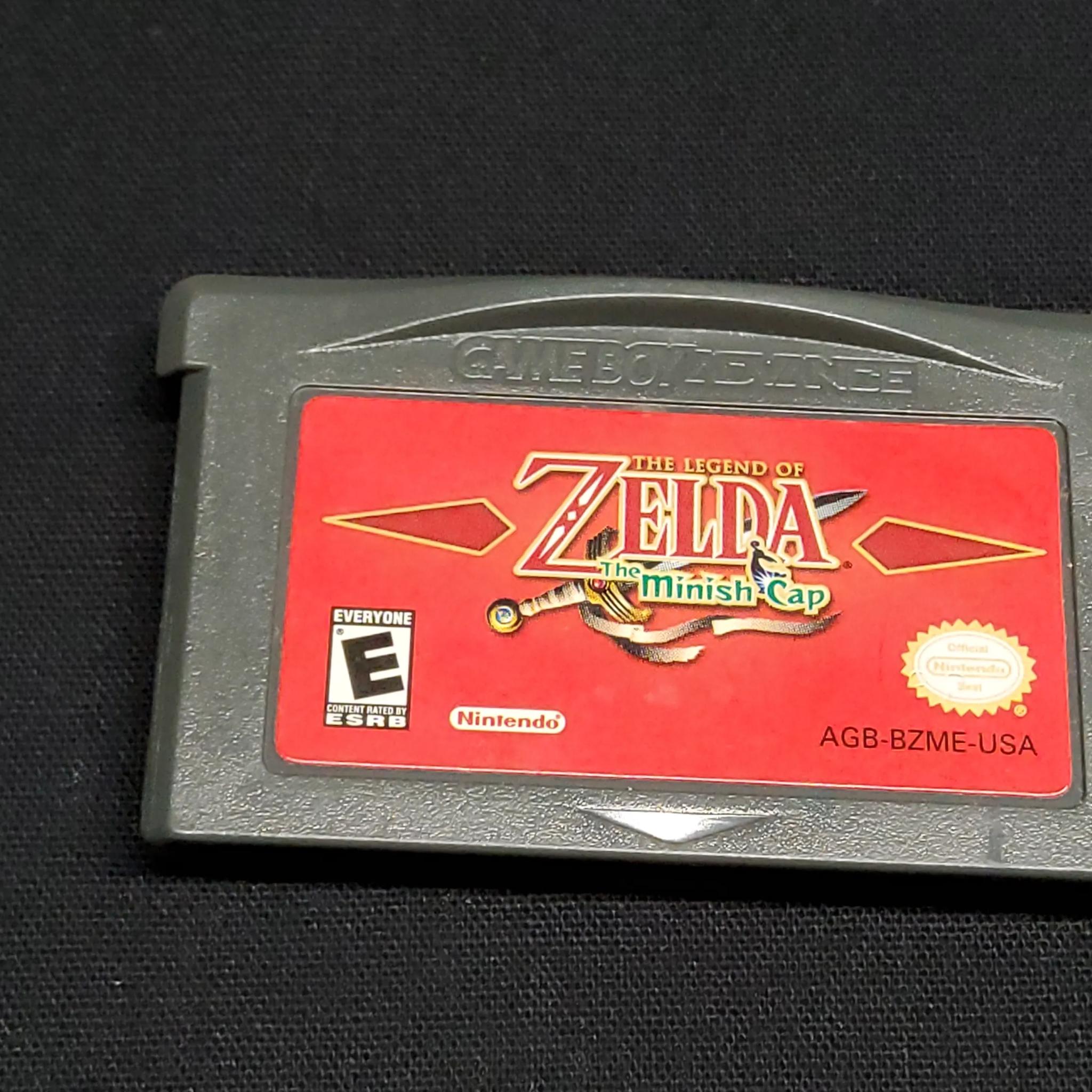 GameBoy Advance SP + The Legend of Zelda : The Minish Cap