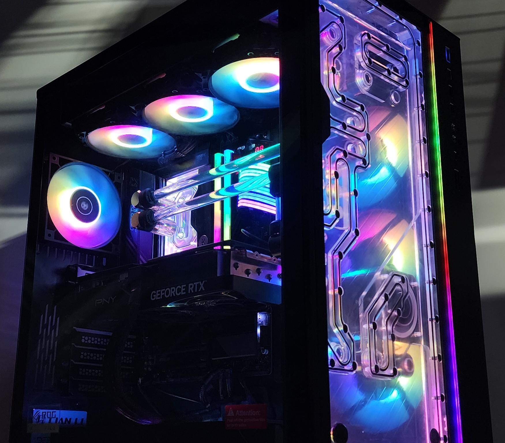 Gaming PC Ryzen 7 9700X 32GB RAM 2TB SSD RTX 5070 Ti 16GB Windows 11 Computer