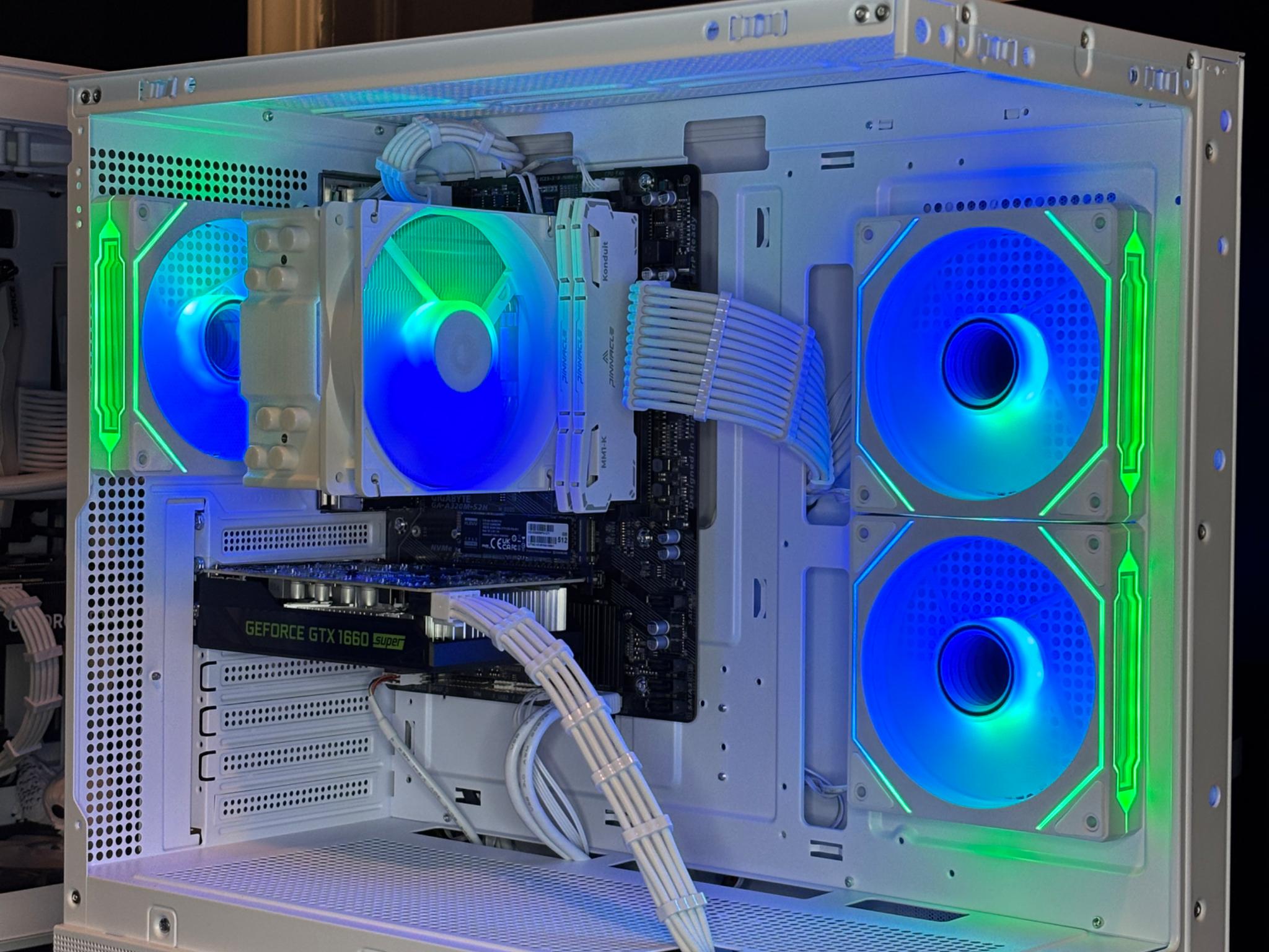 GAMING PC ! Ryzen 5 / GTX 1660 SUPER / 16GB RAM
