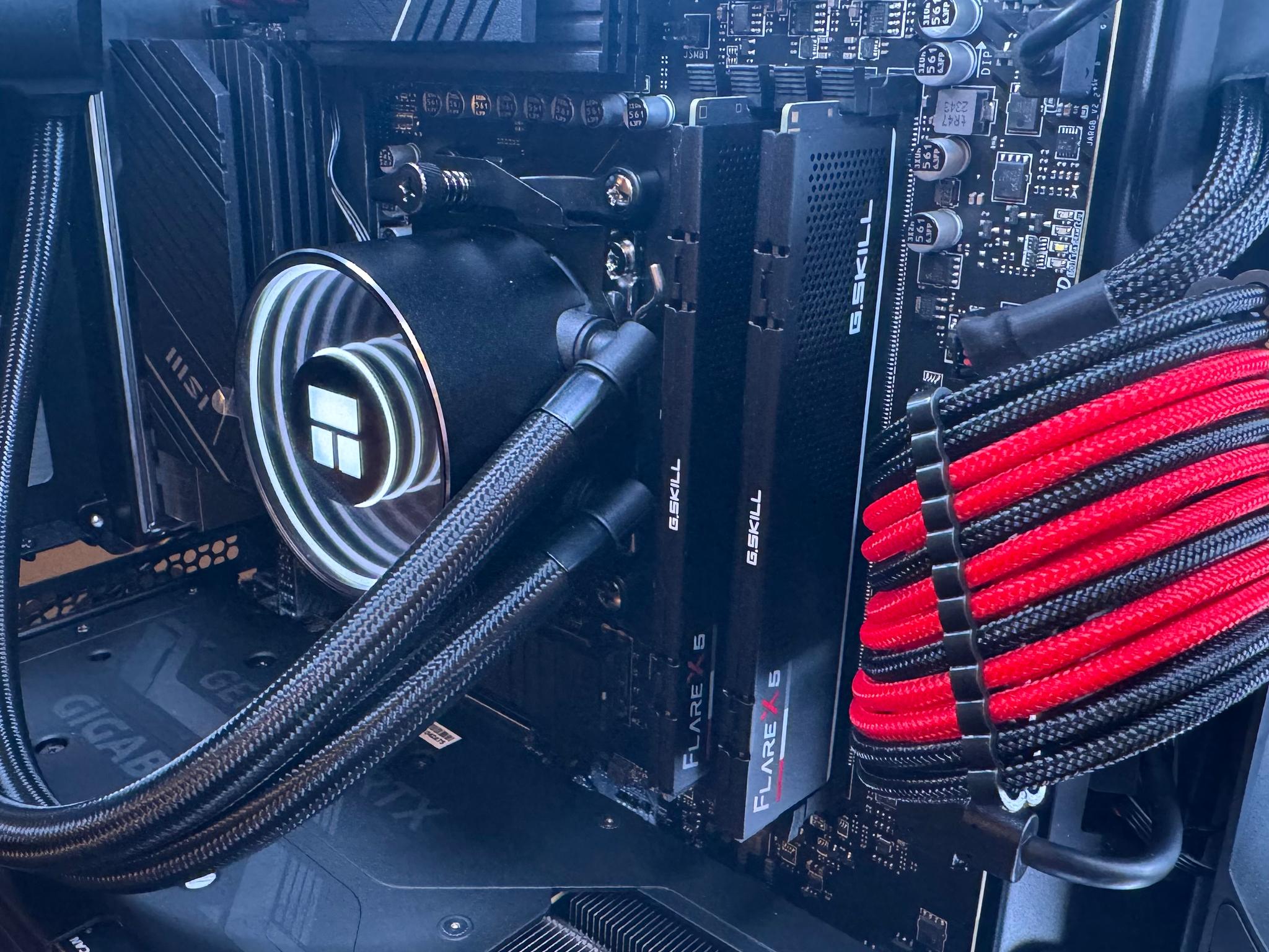 🔴⚫️Black Box⚫️🔴 RTX 4070 | Ryzen 7 7700X | 32GB DDR5 | 1TB SSD