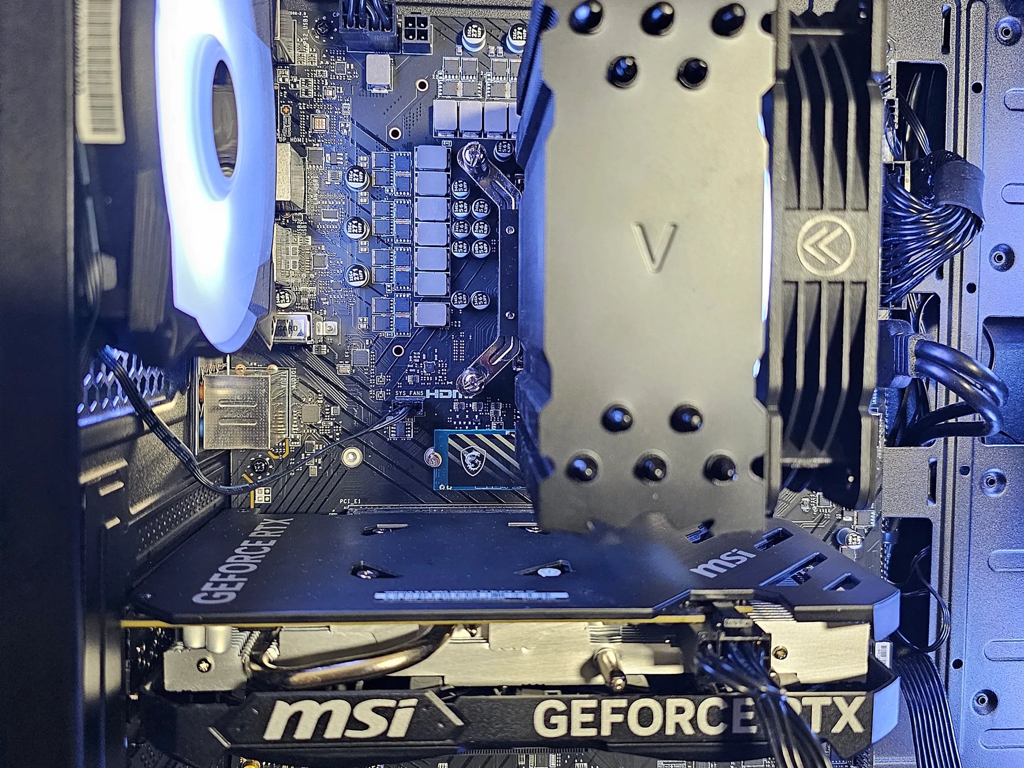 MID LEVEL HIGH PERFORMANCE GAMING PC