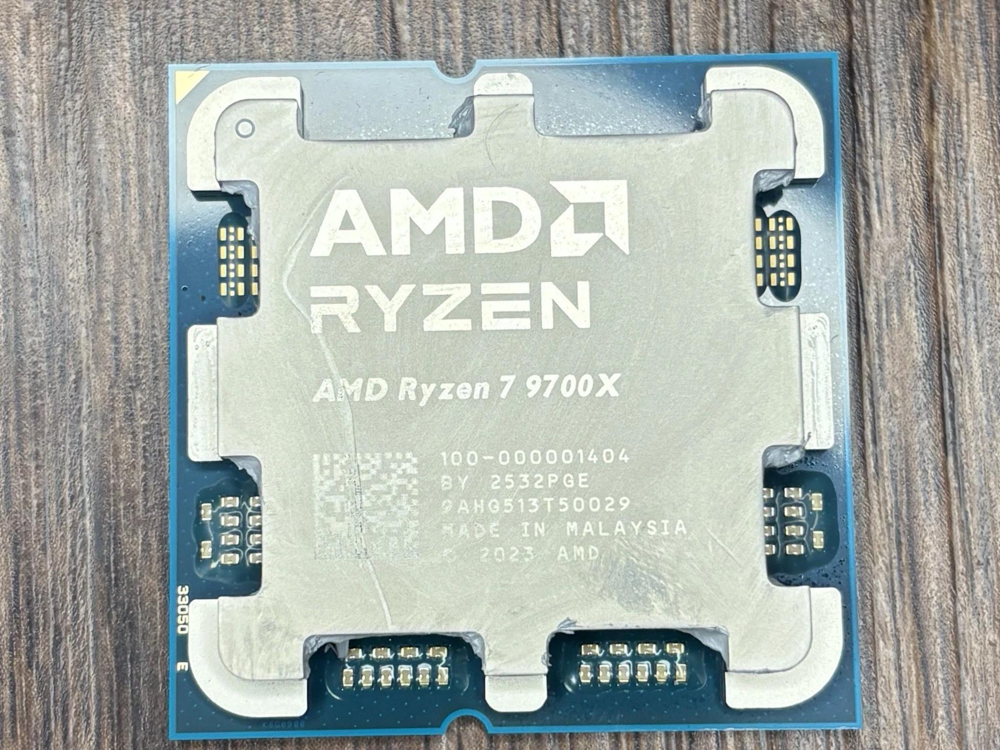 AMD Ryzen 7 9700X Desktop Processor 8-Core, 16-Thread, Unlocked Socket, AM5