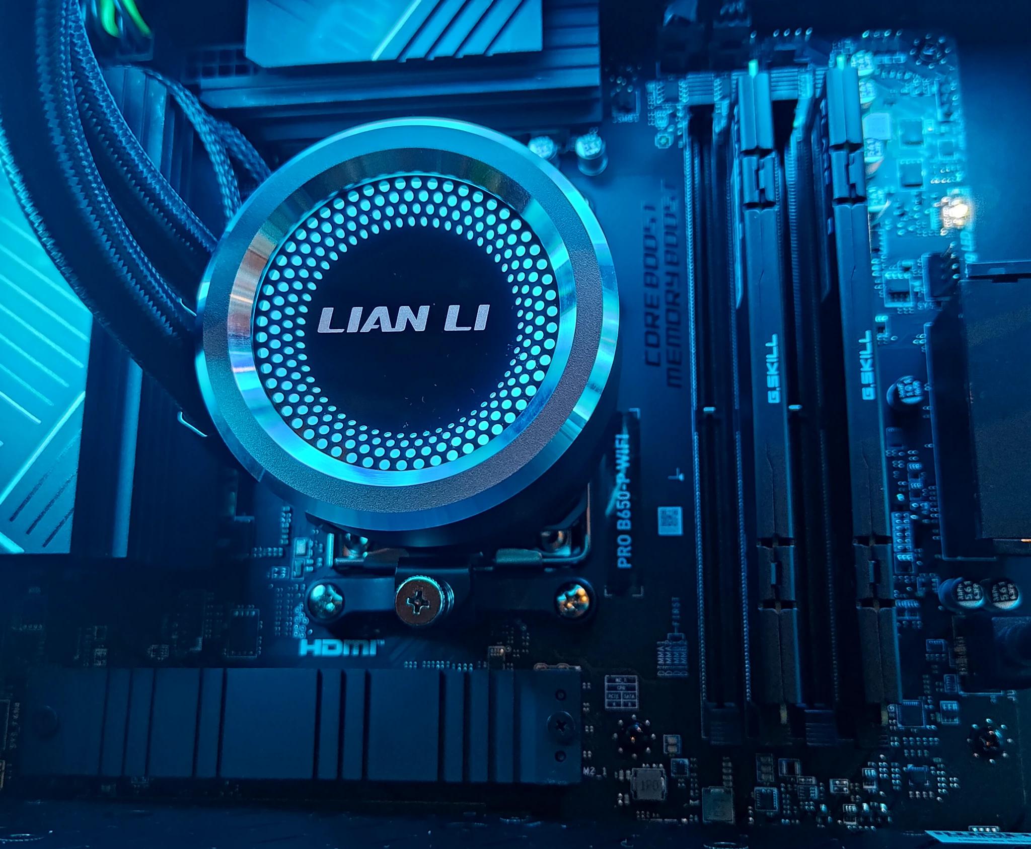 🔥Black Friday Sale!🔥 Ryzen 7700X | XFX 6900XT | 32GB DDR5 | 1TB PCIE 4.0 Storage