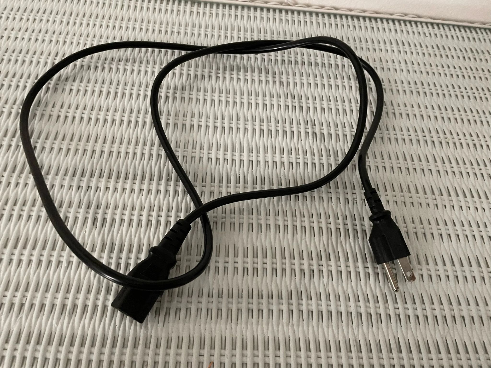 EVGA 550W B5 80 Plus BRONZE Fully Modular Power Supply (With With All Cables, Adaptors, & Manual)!