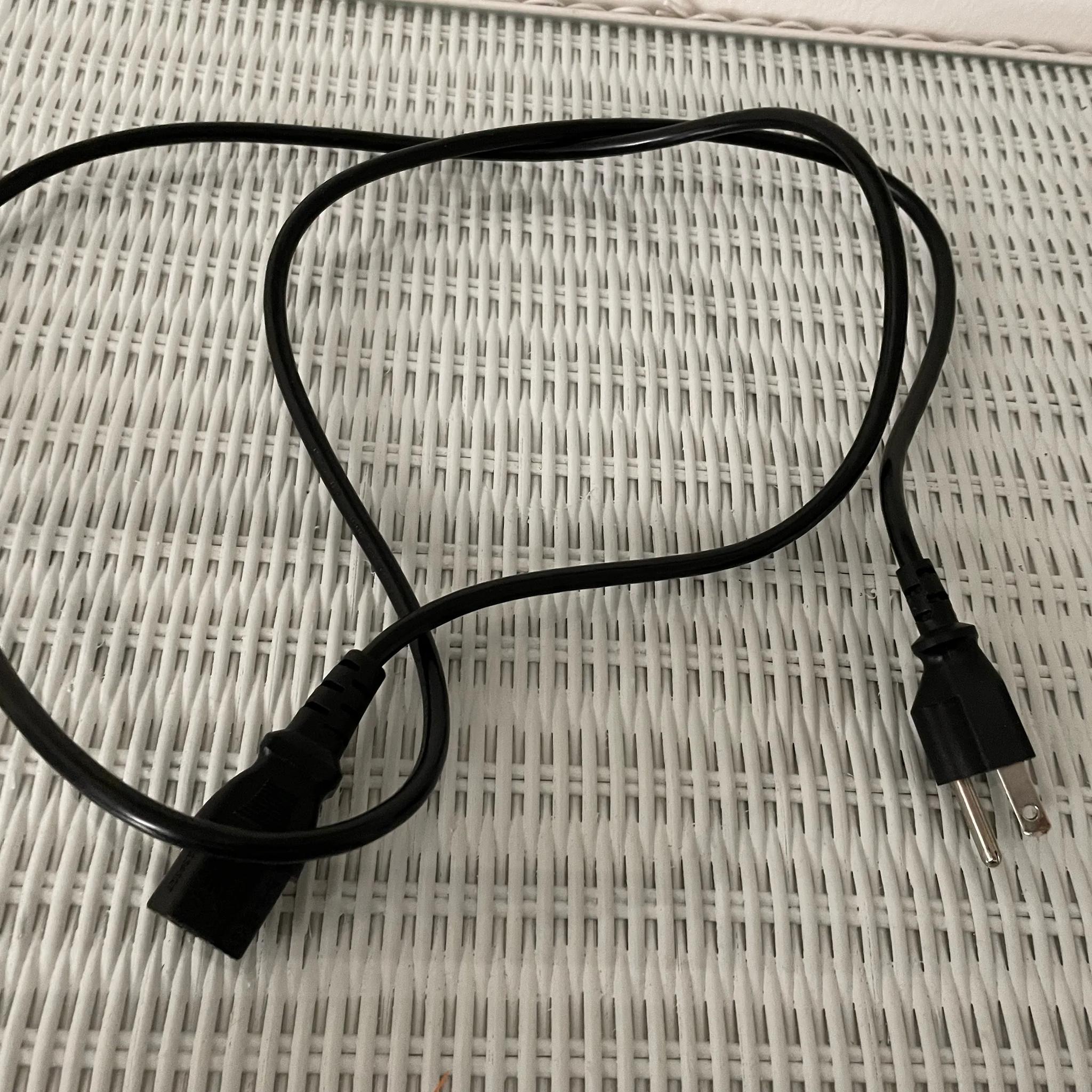 EVGA 550W B5 80 Plus BRONZE Fully Modular Power Supply (With With All Cables, Adaptors, & Manual)!