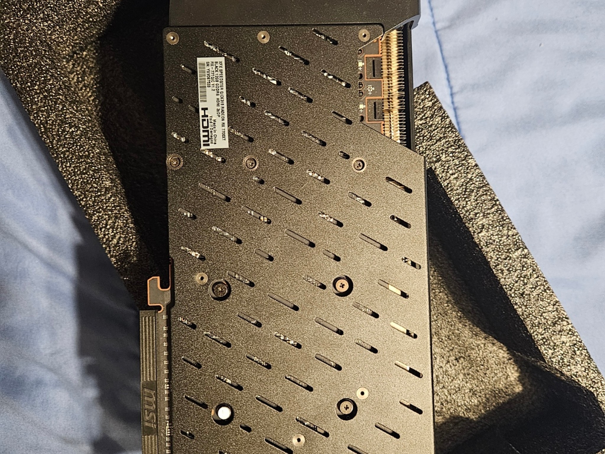 XFX Speedster QICK 319 BLACK Radeon RX 7700 XT