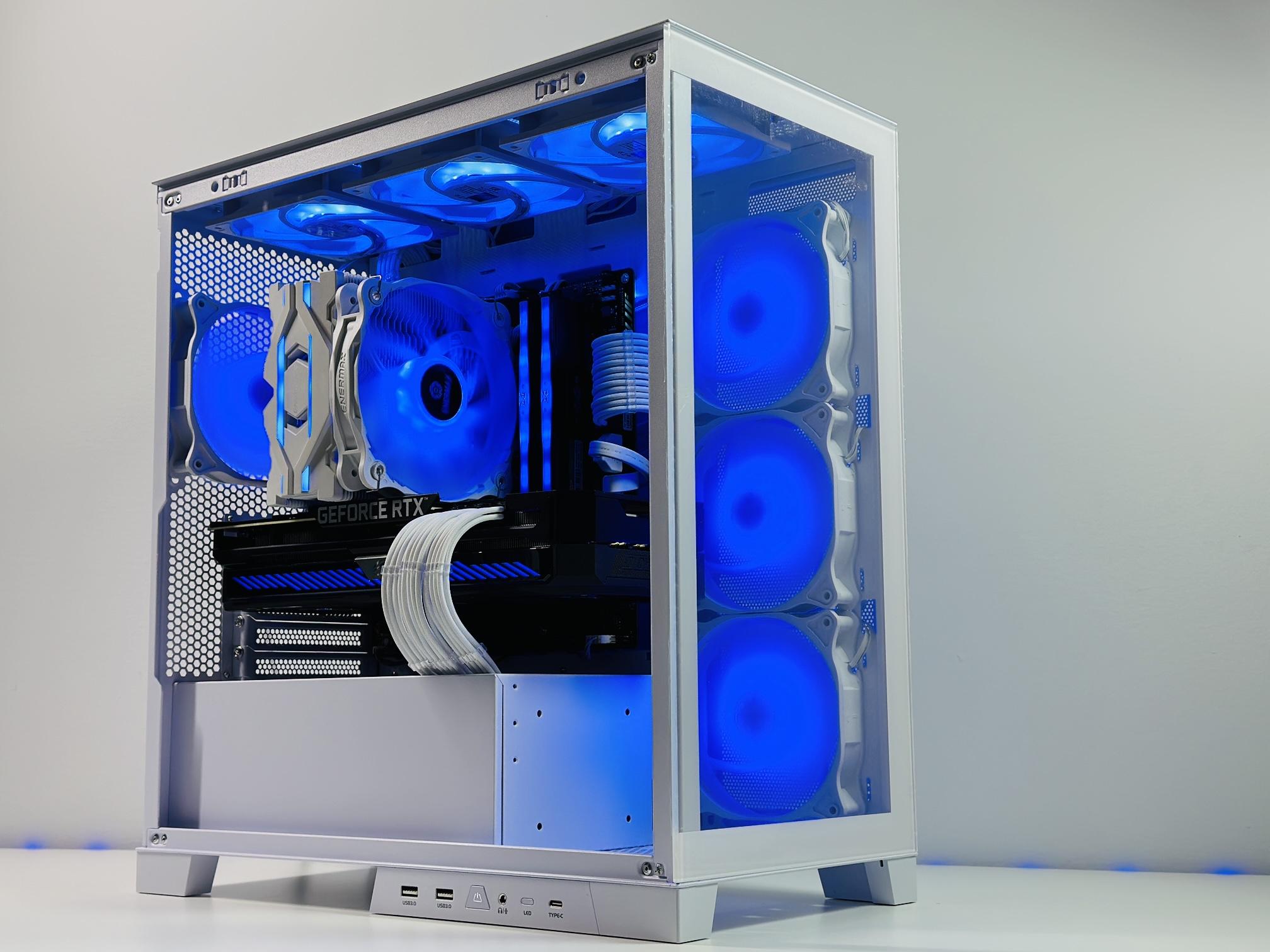 Iceberg🧊 Gaming PC❄️Nvidia RTX 3070 Ti 8GB❄️Intel 12400F 6 core❄️16GB DDR4❄️1TB NVME