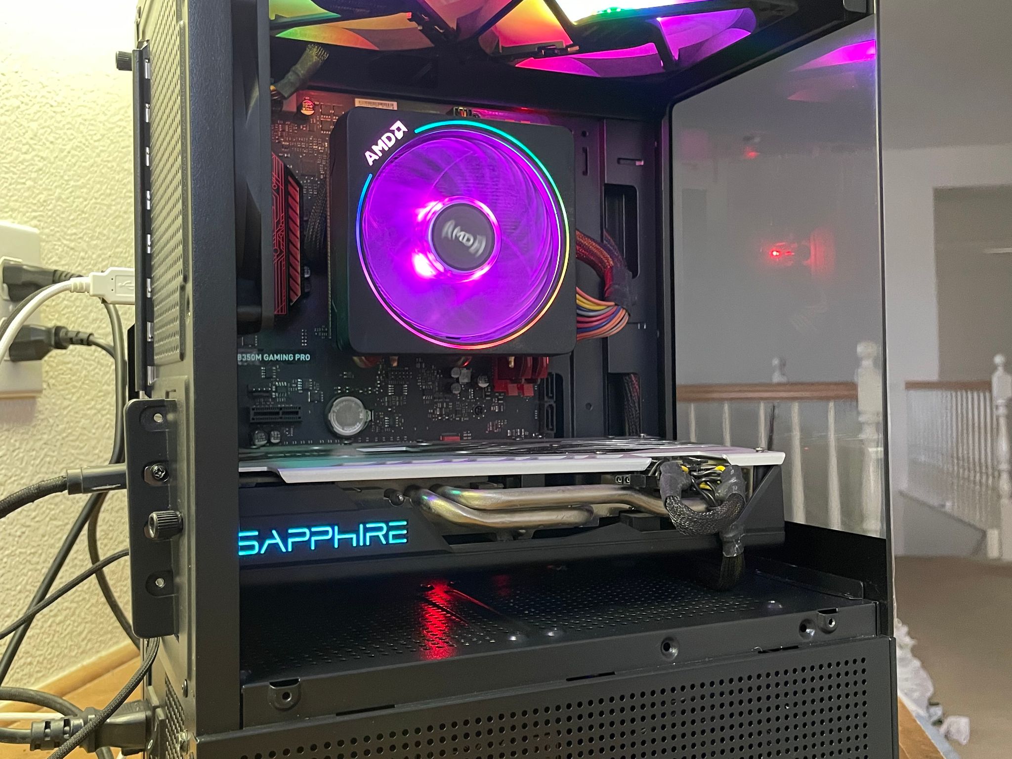 Black RGB “Mini-King” 🤴🖤 Gaming Pc