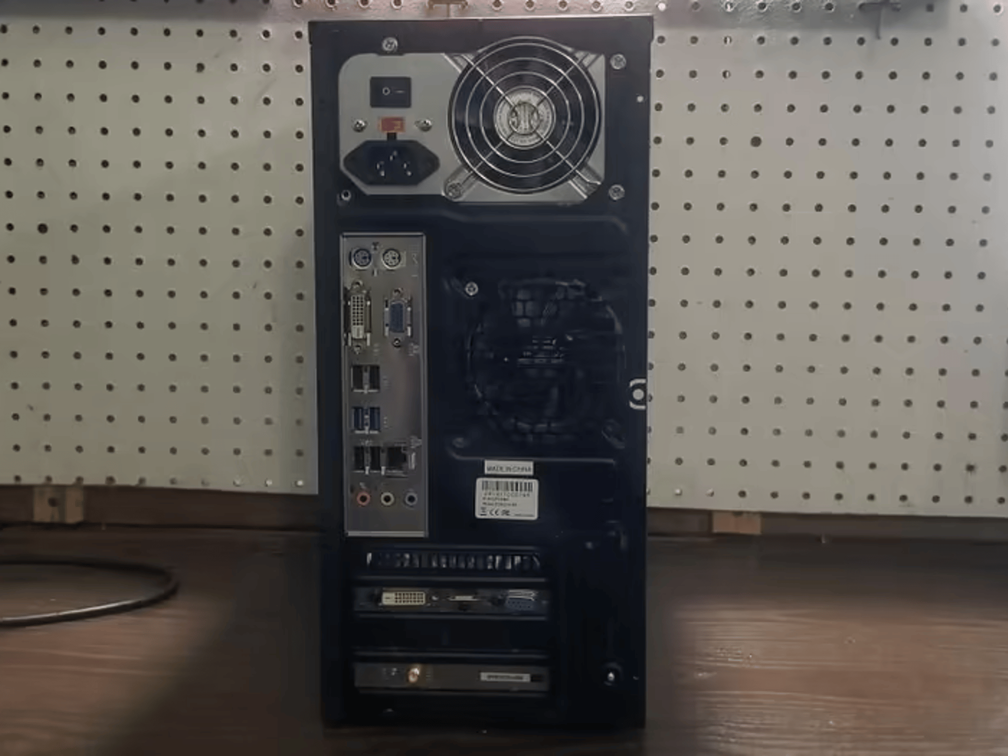 budget gaming pc. black with blue led.