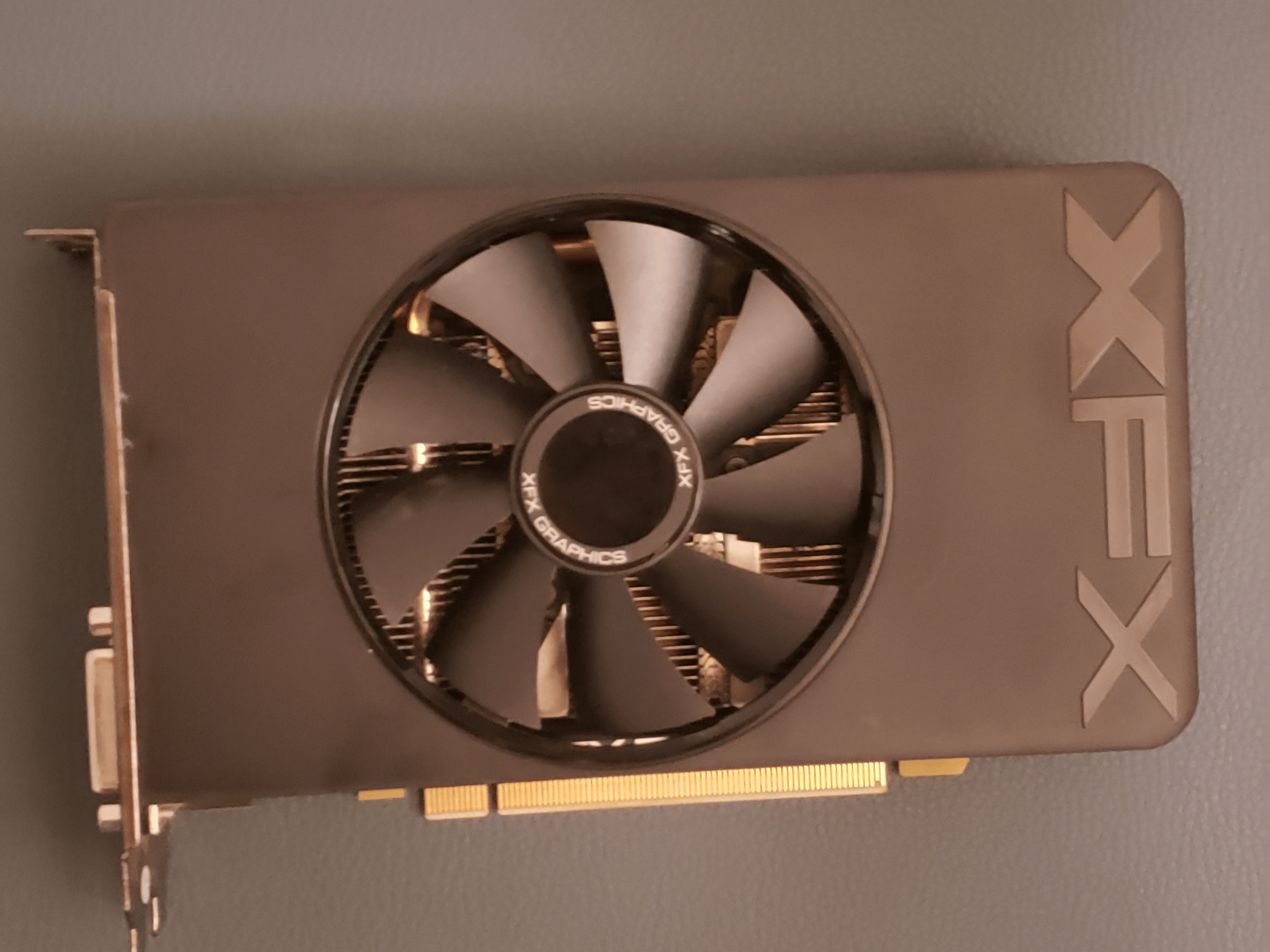 (USED) XFX Radeon R7 260X 2 GB Core Edition Video Card