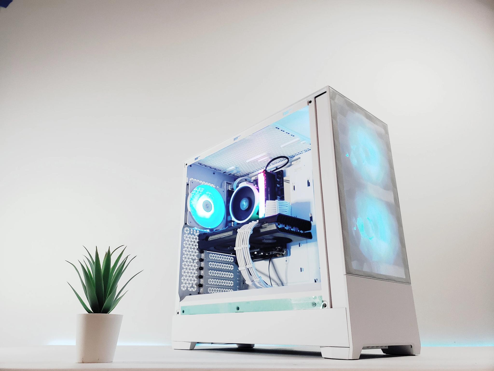 R5🚨White P2P Gaming PC V2 |⚙️5700XT| Brand New✨ |
