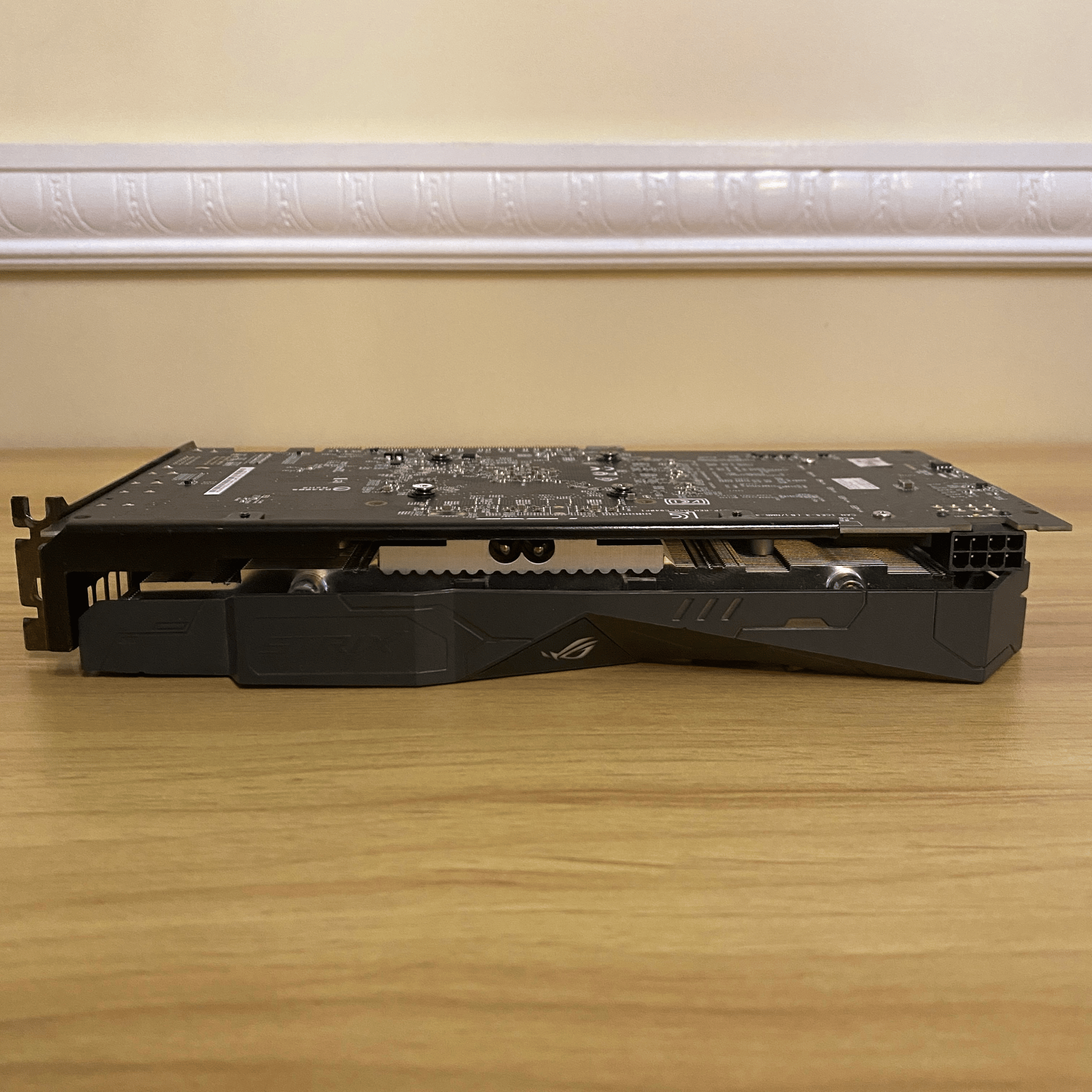 ASUS ROG Strix 570 4gb 