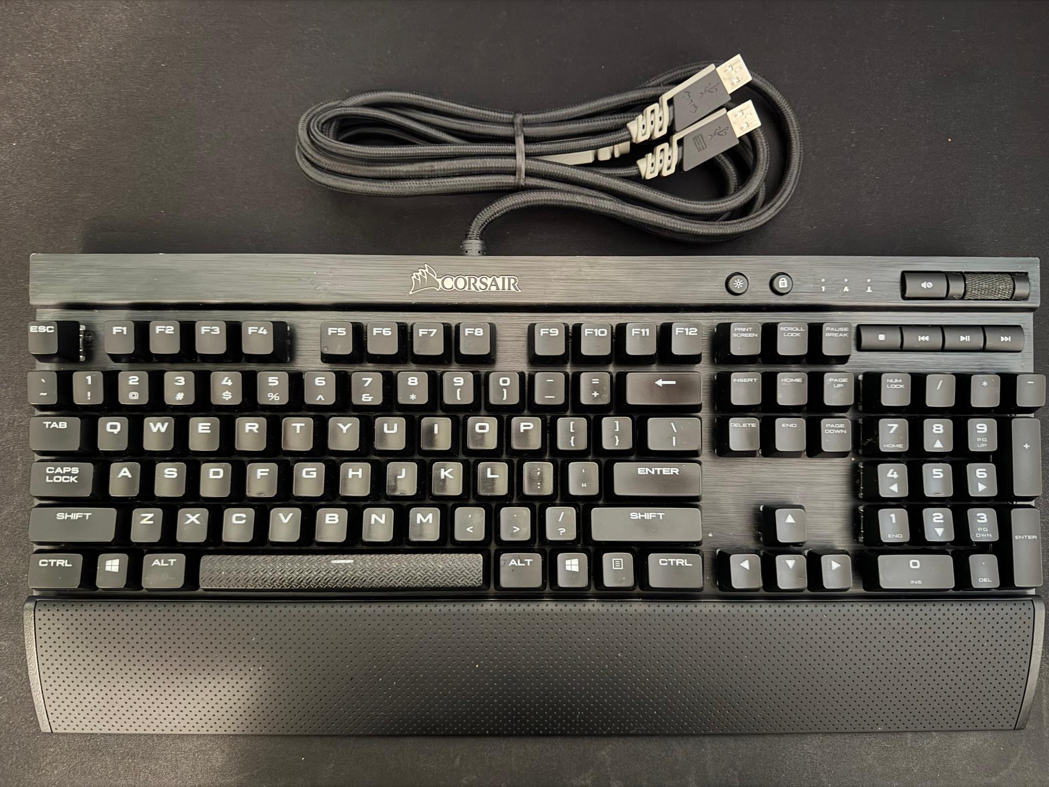 Corsair K70 RGB RAPIDFIRE