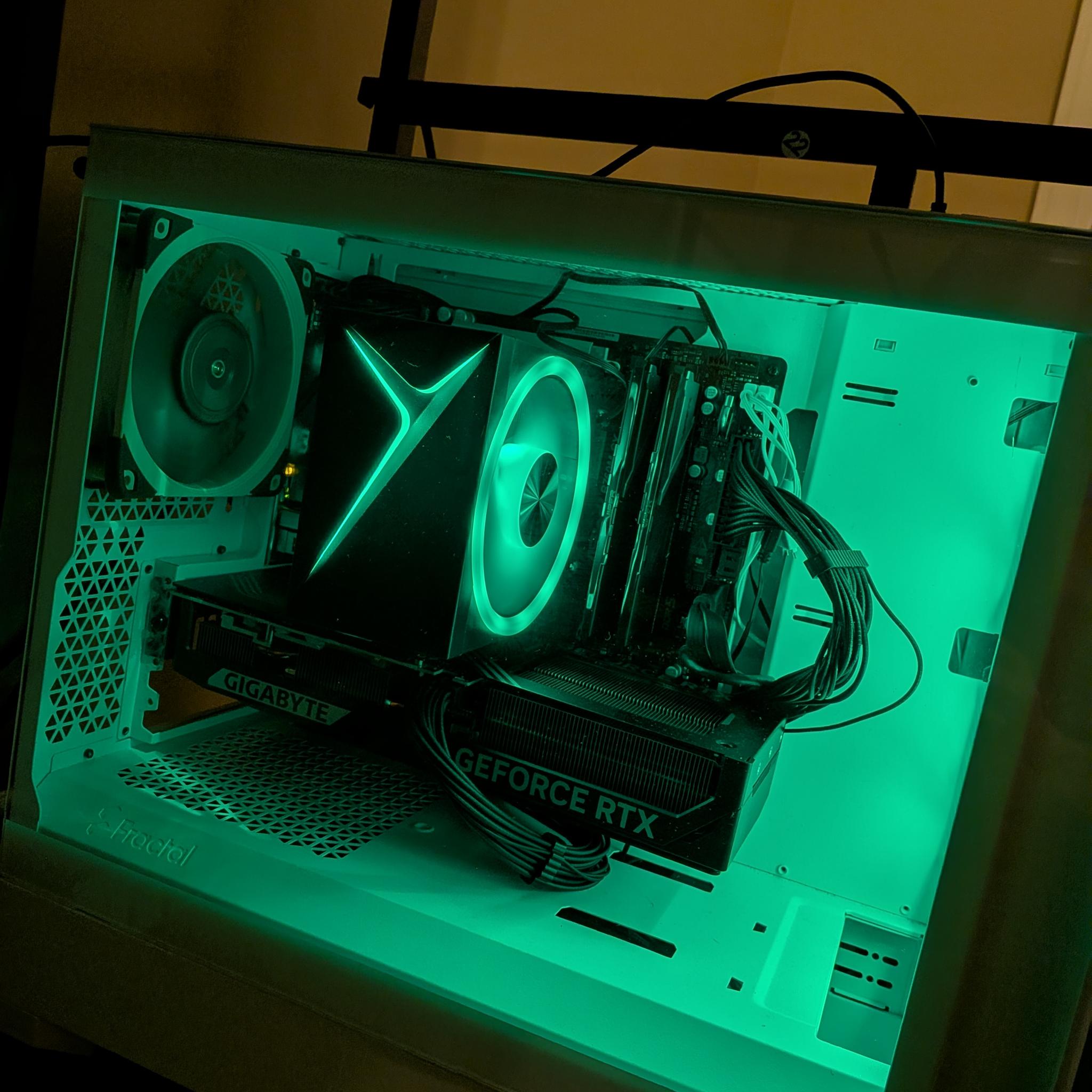 5070 i5-1440f Gaming PC