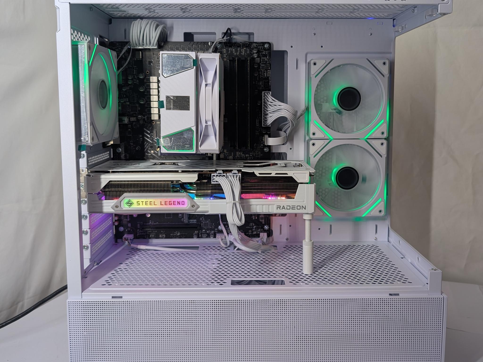 ALL WHITE | 9070XT 16GB | RYZEN 5 7500F | 1000W POWER SUPPLY