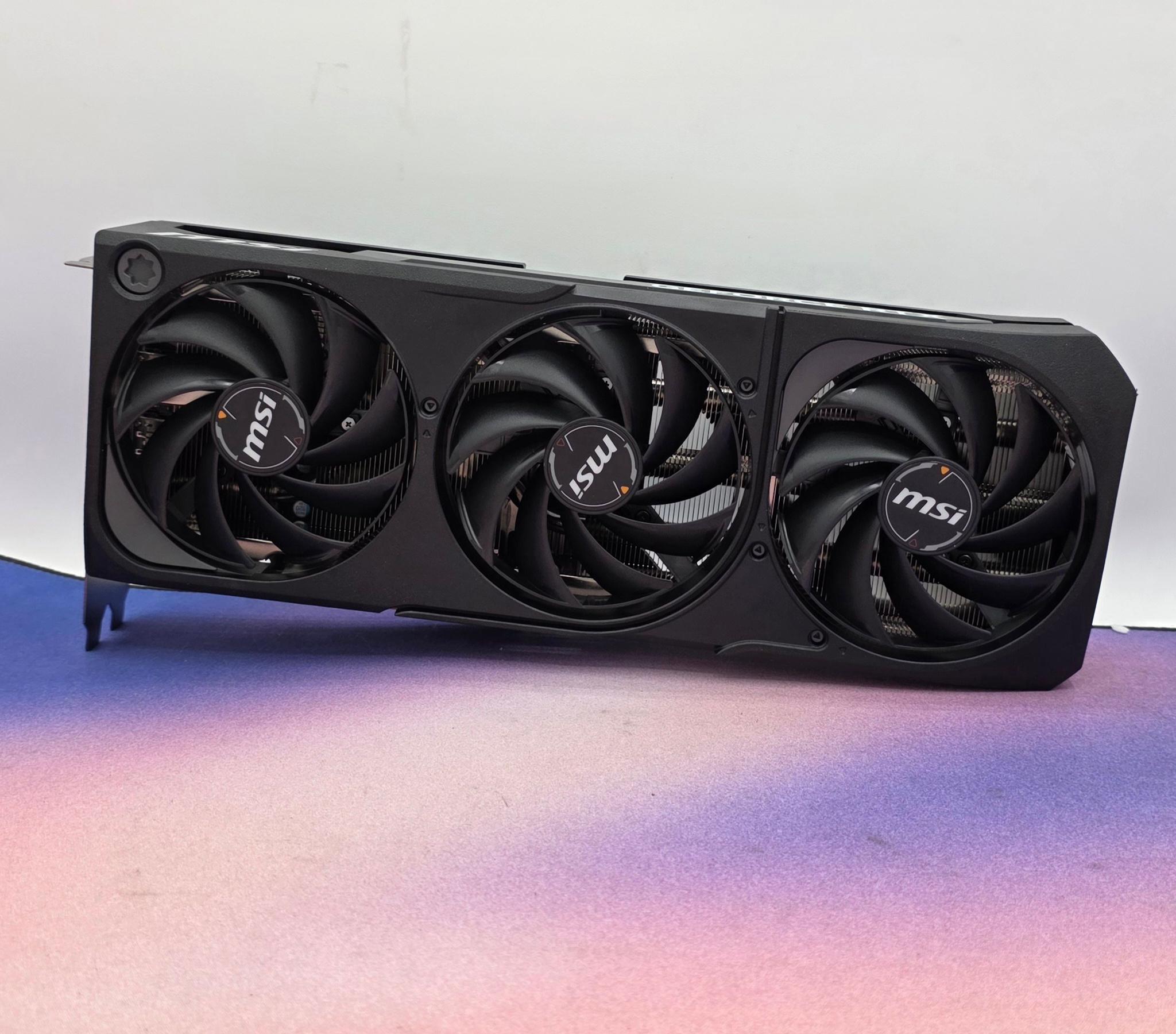 MSI Shadow 3X OC RTX 5070