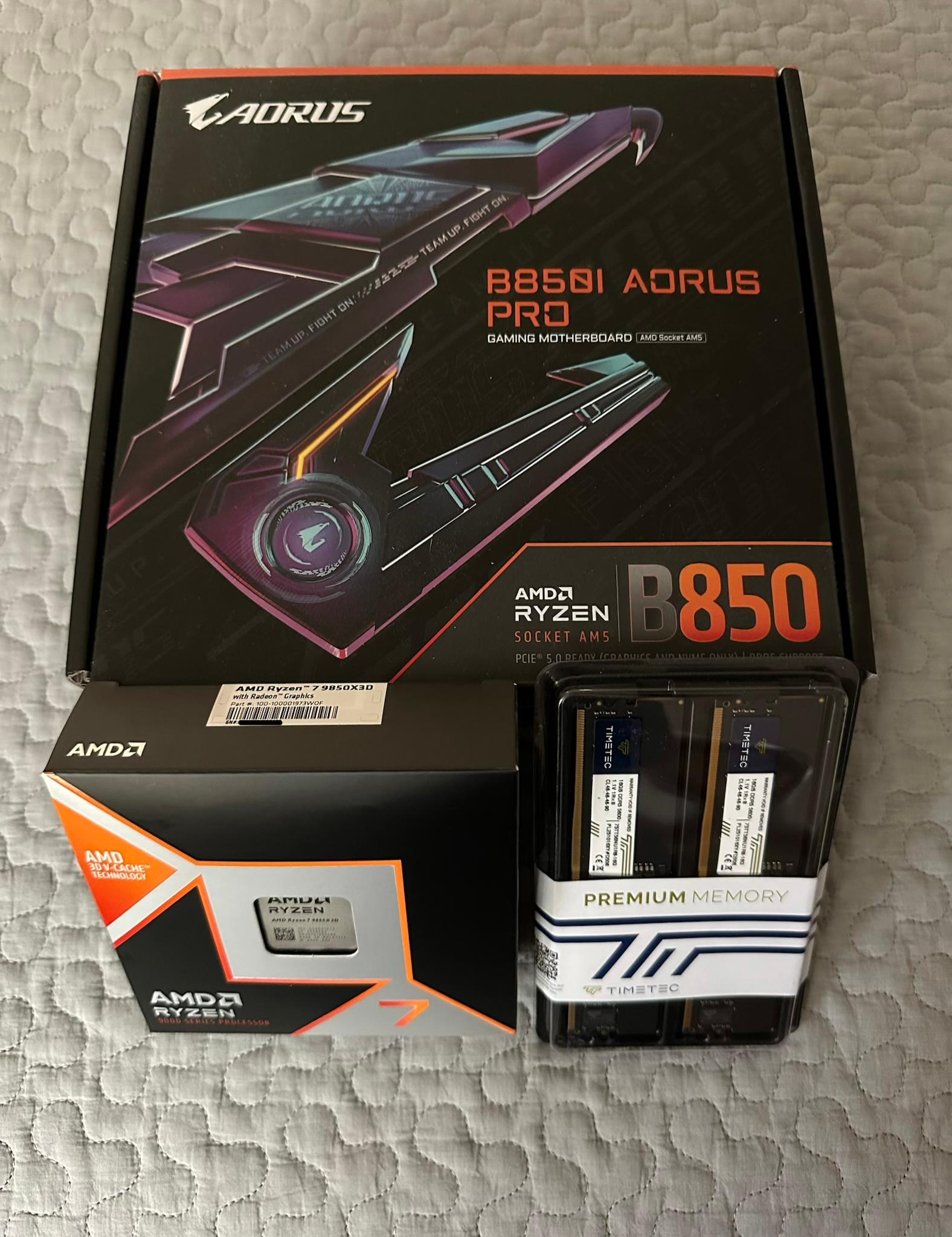 AMD Ryzen 7 9850X3D + AORUS PRO B850i Mini ITX + Timetec Premium 32GB DDR5 RAM