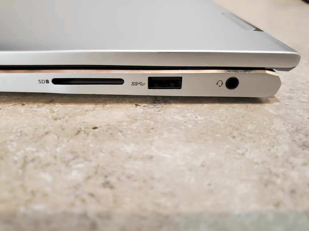 Dell Inspiron 7706 2n1 17 inch touch screen laptop