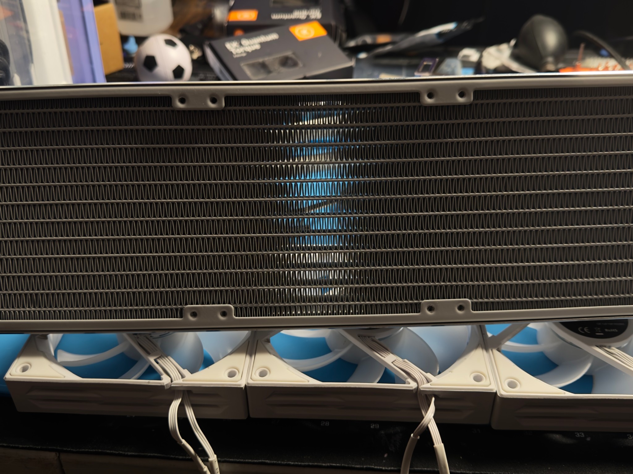 USED-VERY GOOD Lian Li Galahad 360 AIO RGB - White w/Box and all components including fans.