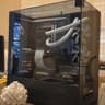 Mr. Knobs! 🔧 | RX 9070 XT Gaming PC | Intel Core Ultra 7 265KF | 32GB DDR5 | 2TB NVMe | LCD Display