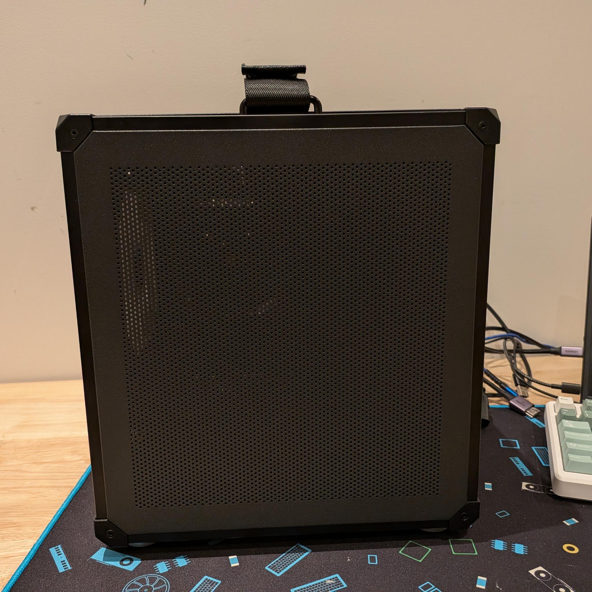1440p Steam King - RX 9060 XT 16GB, Ryzen 5 5600, 32 GB DDR4 RAM, 2 TB Gen 4 NVME, SteamOS