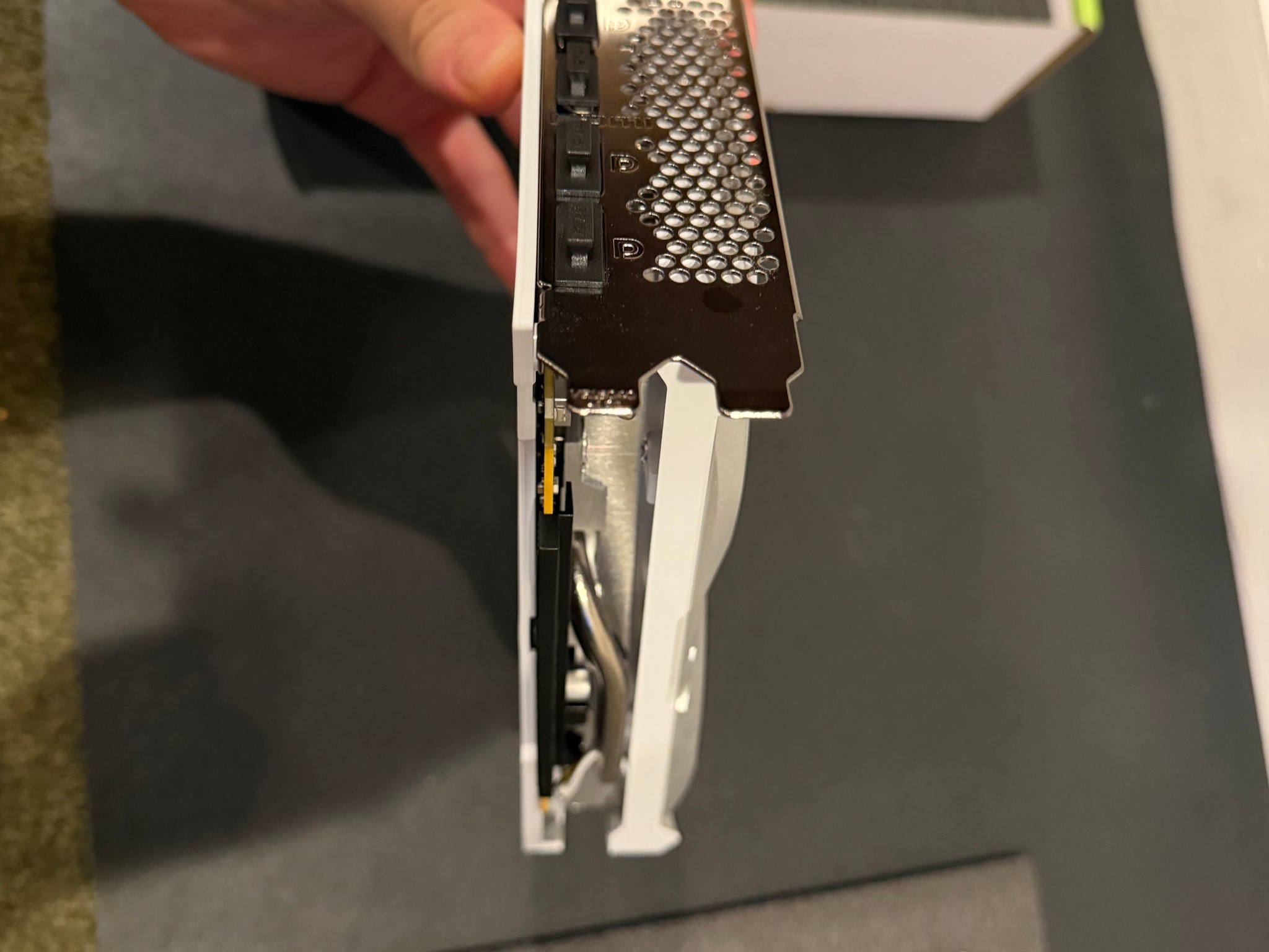 RTX 4060 Ventus 2x White 8G OC