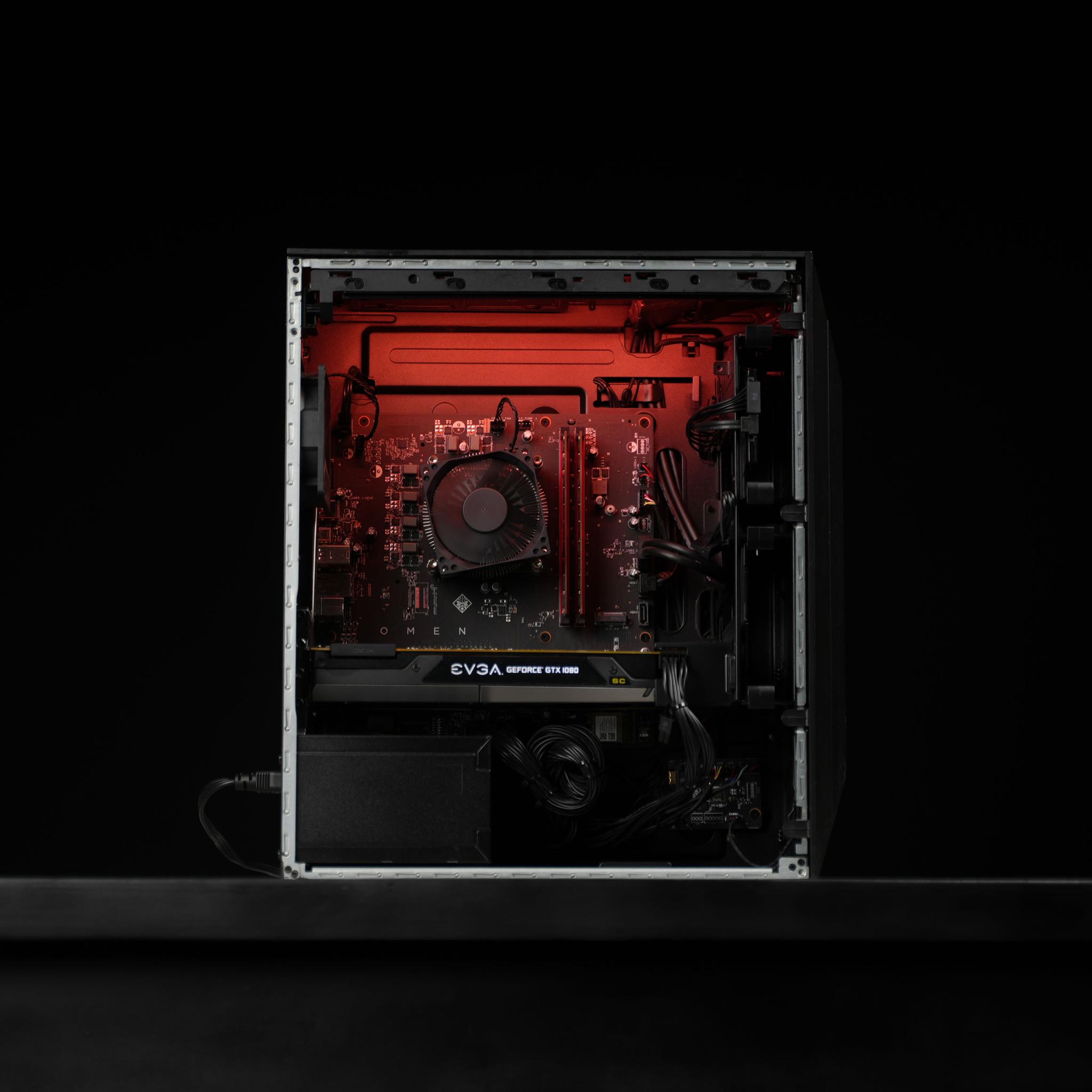 \ HF-00 / GTX 1080 Intel Core i7 8700 16GB .5TB Windows 11 Gaming PC Powerhouse
