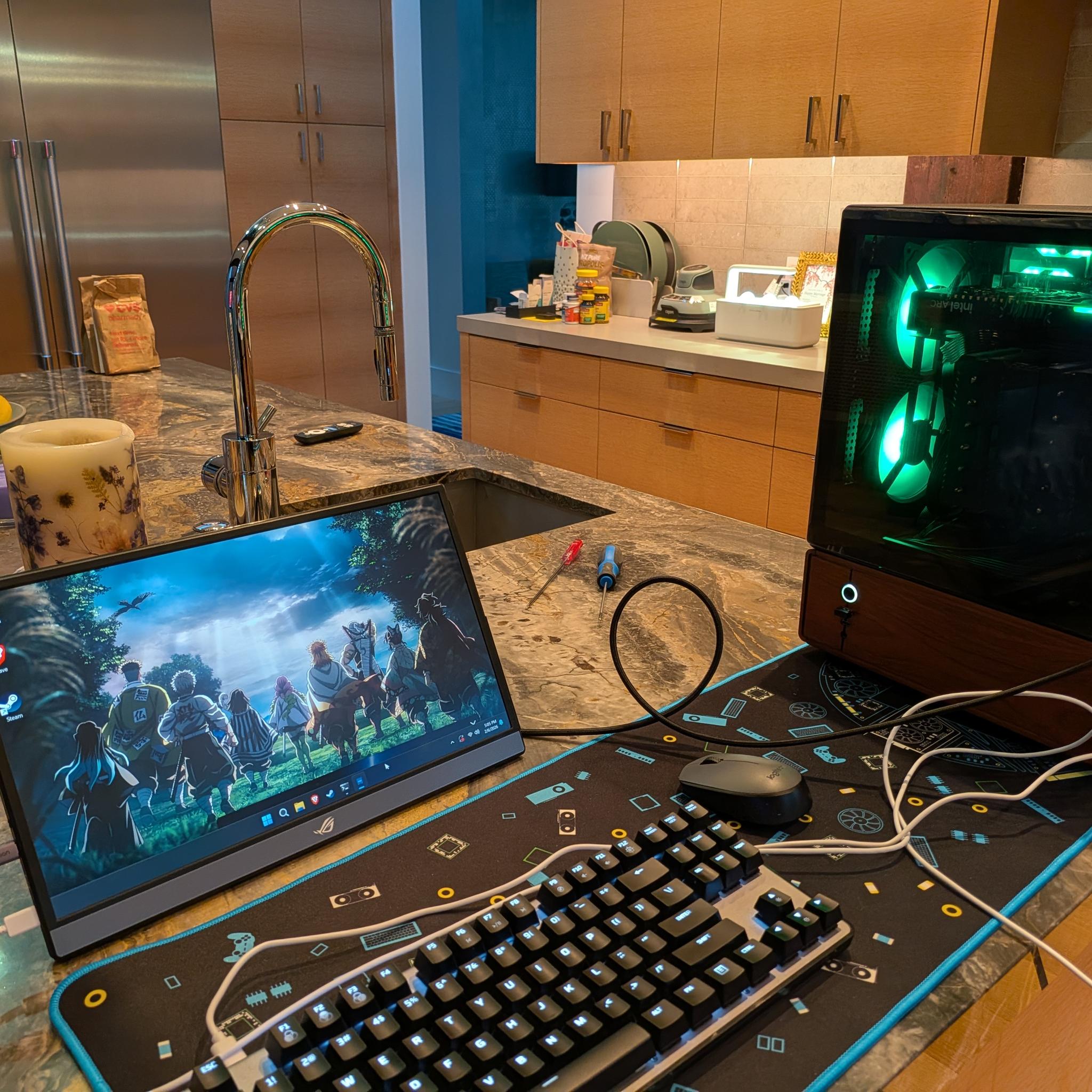 1440p Lumberjack - Intel Arc B580, Intel Core i5 12600KF, 32 GB DDR4, 1 TB Gen 4 NVME, RGB