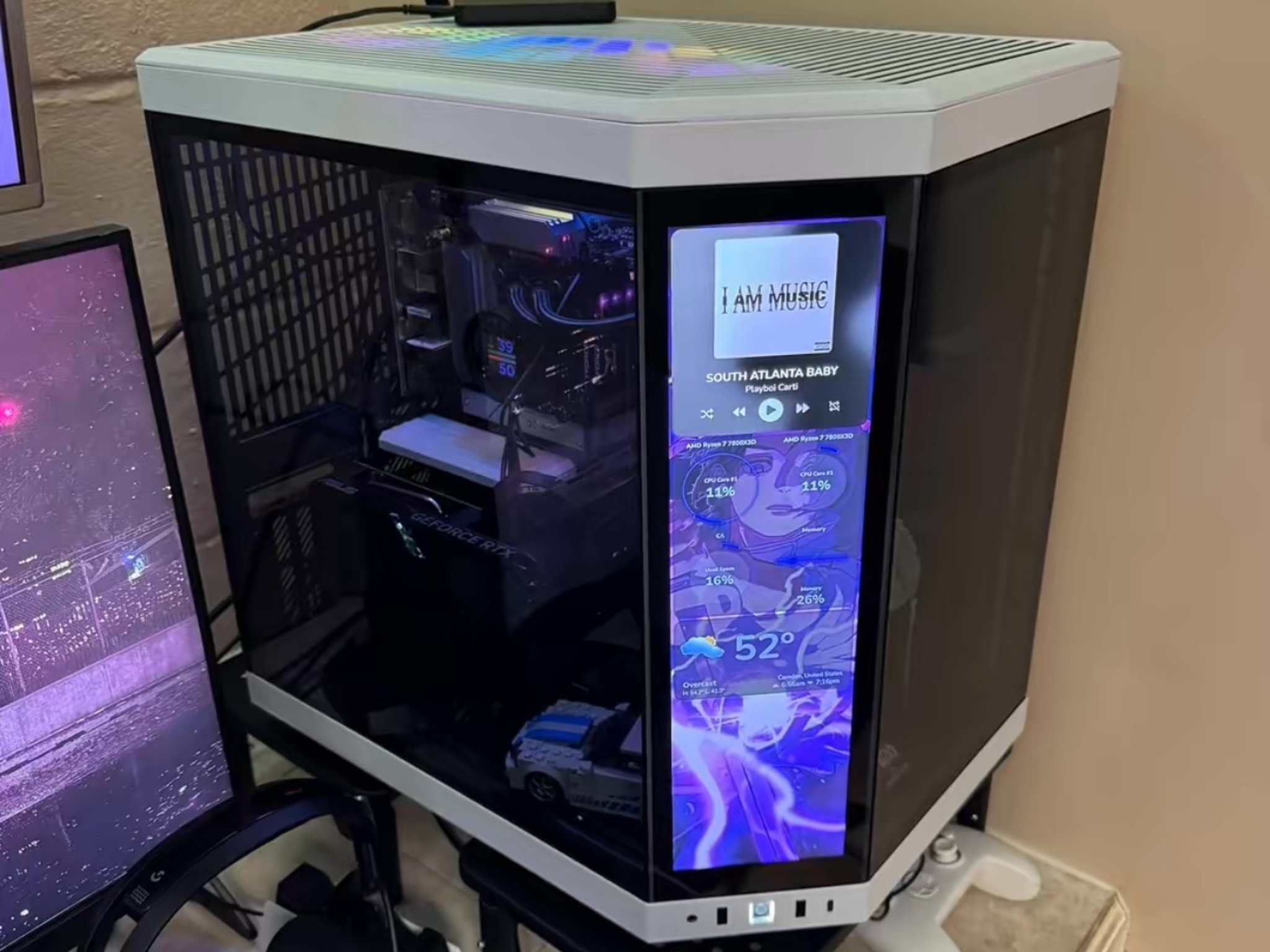 Hyte y70 fully built gaming PC