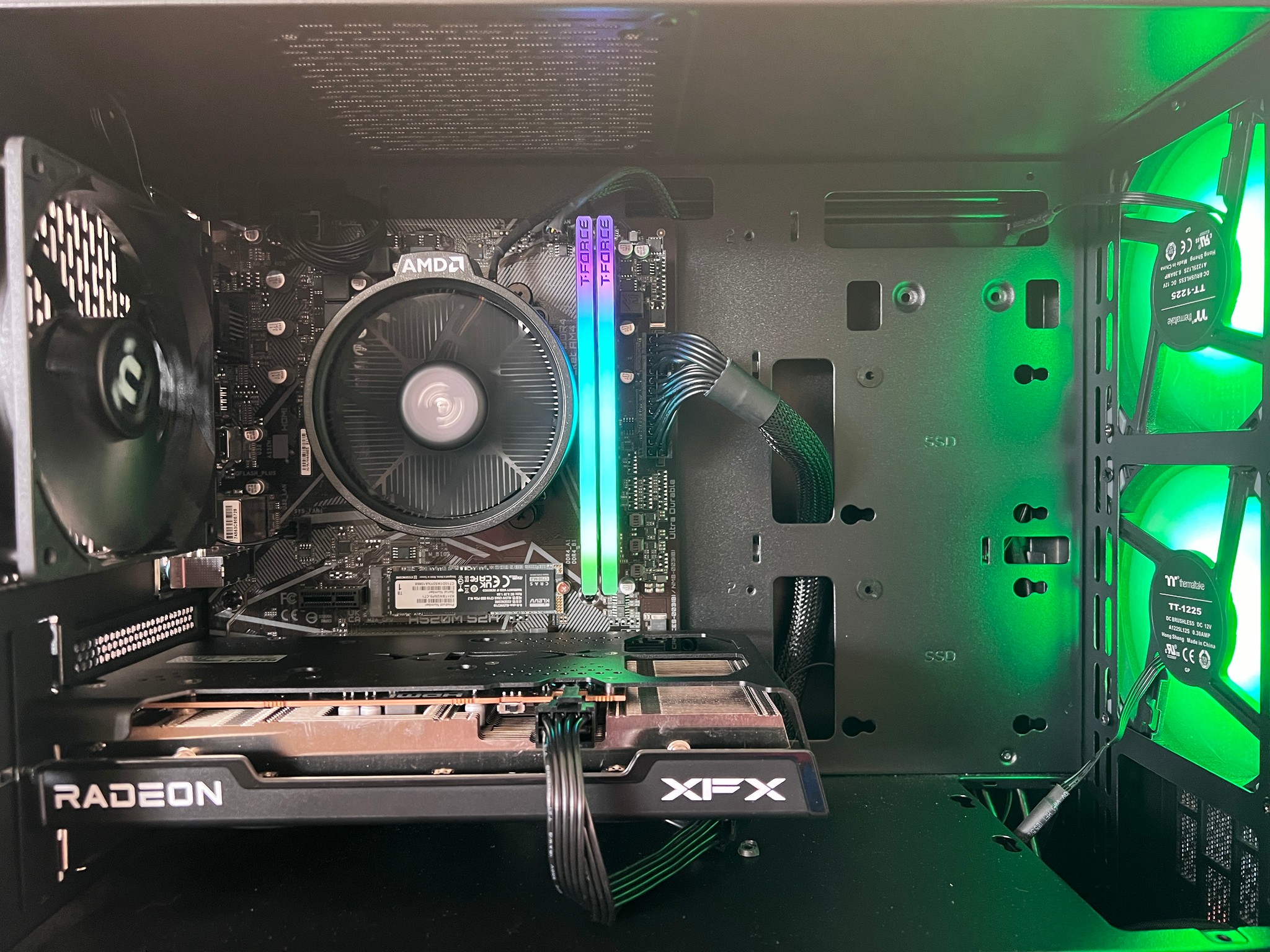 Rx 6600 | Ryzen 5 4500 | 16GB RAM | 1TB SSD | Gaming PC