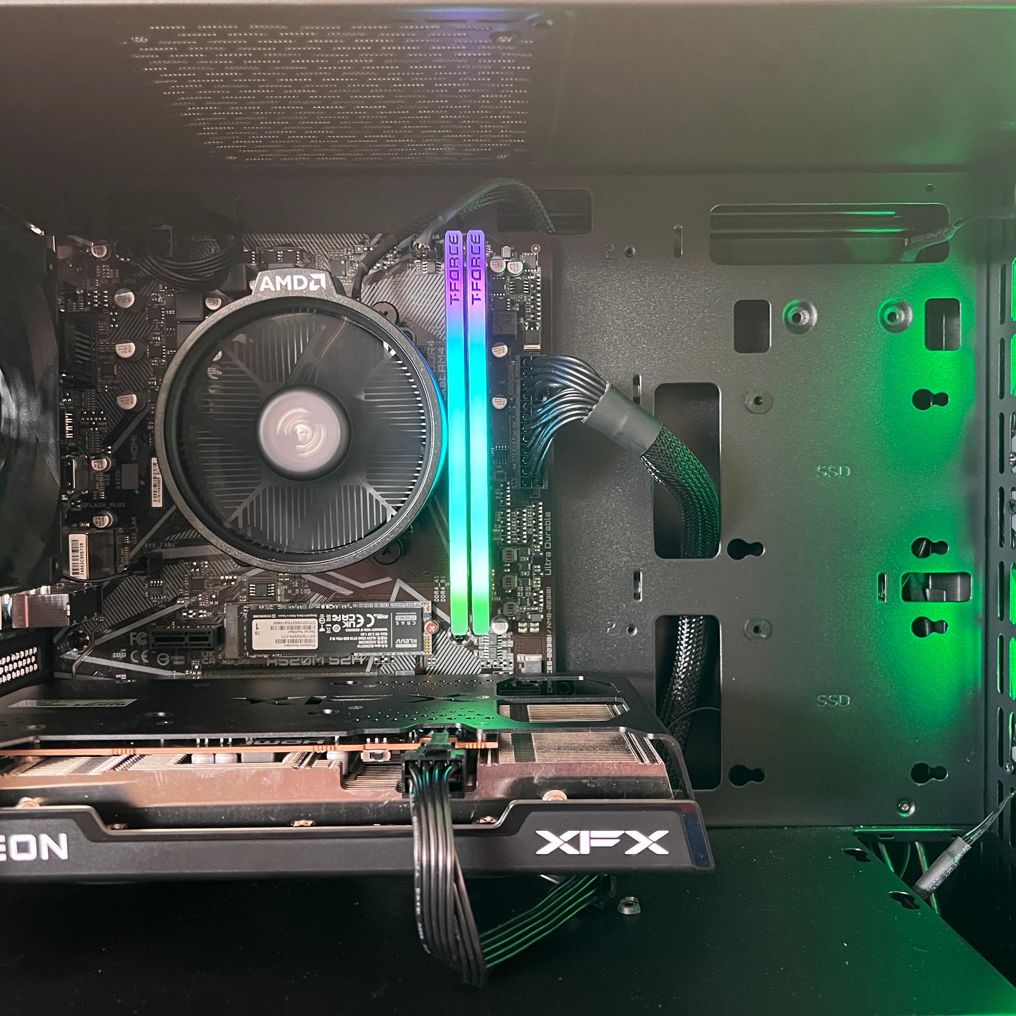 Rx 6600 | Ryzen 5 4500 | 16GB RAM | 1TB SSD | Gaming PC