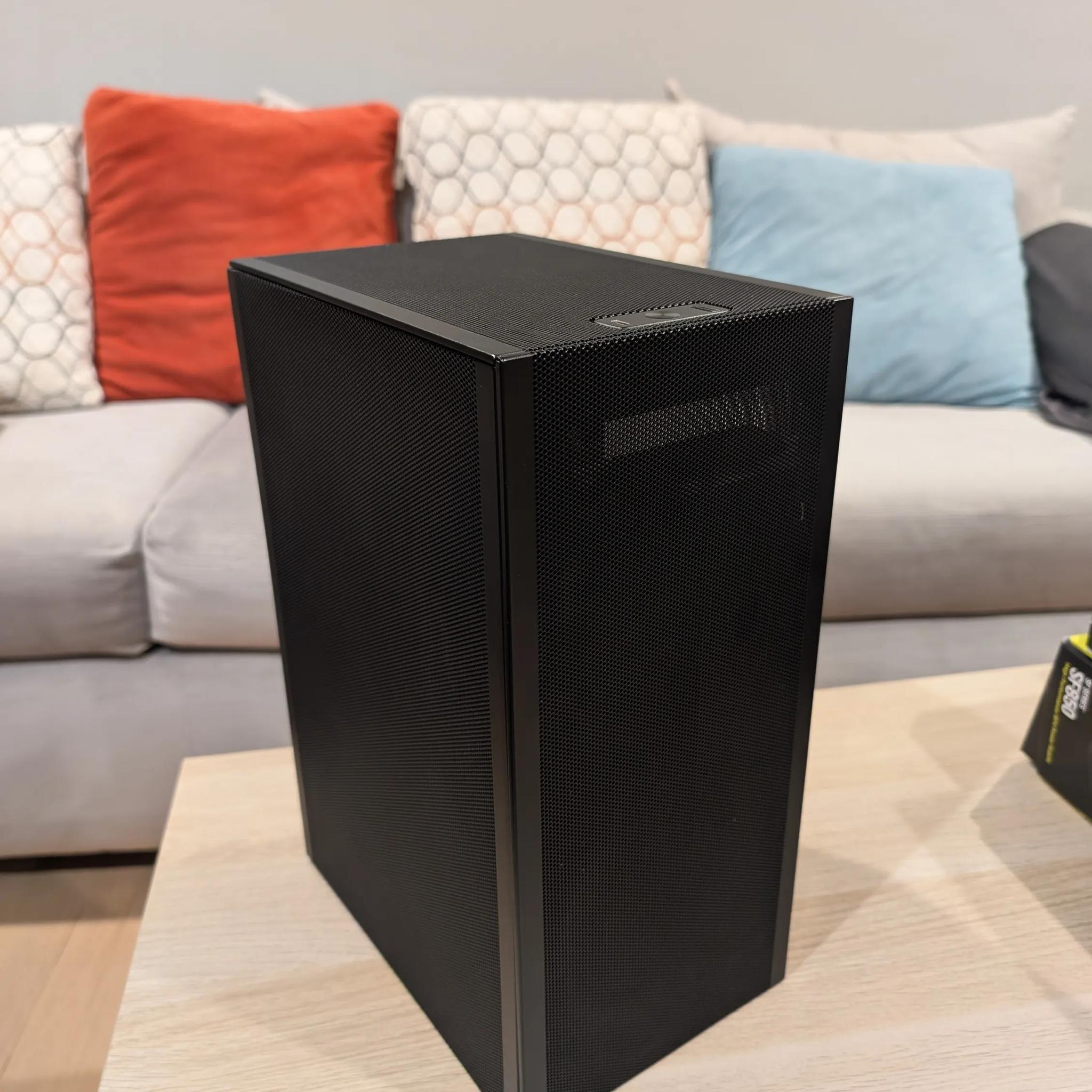 Mini-ITX SFF Ryzen 9 7950X, 64GB RAM 6000MHz , 850watt SFF PSU